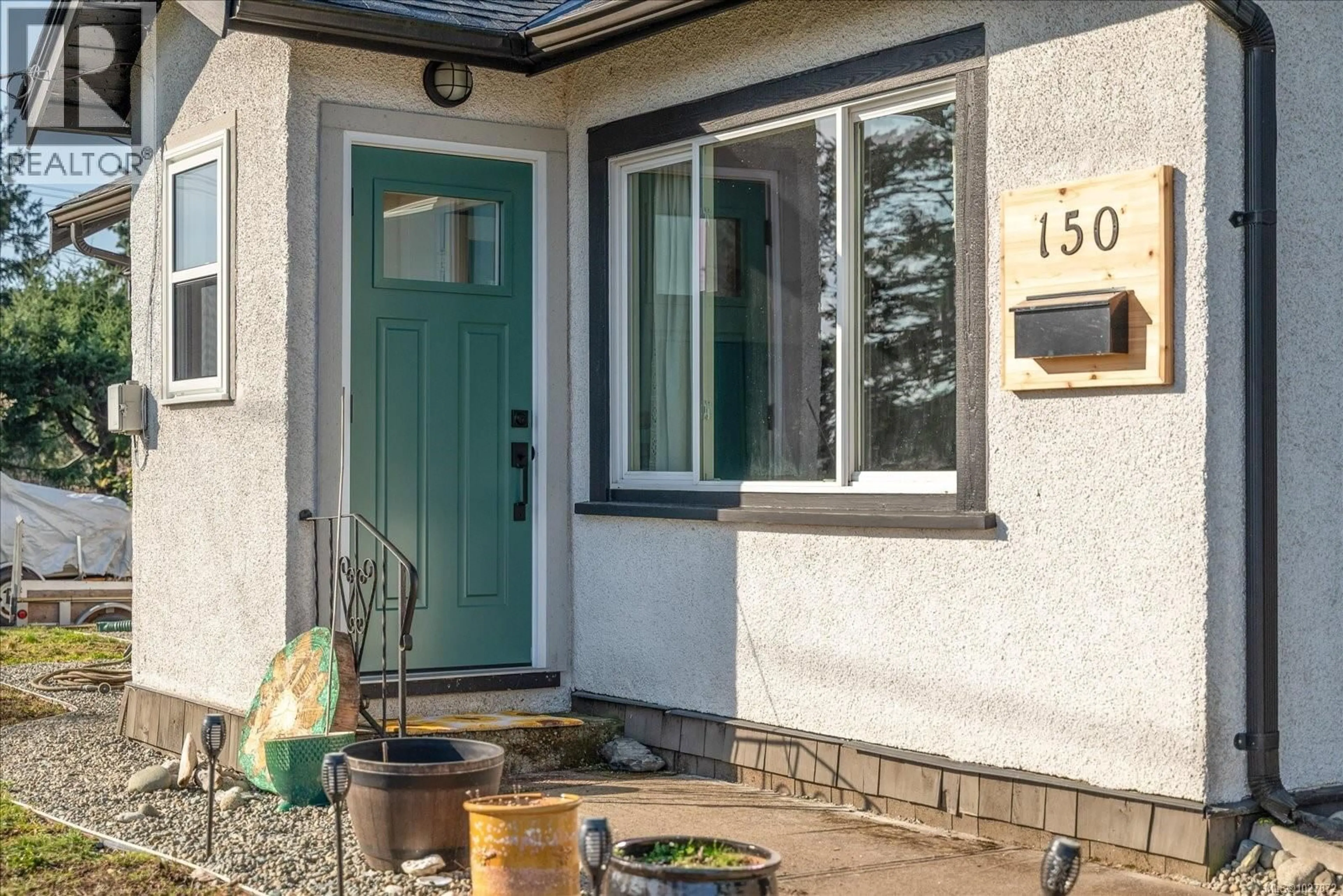 Indoor entryway for 150 COLUMBIA STREET, Nanaimo British Columbia V9R4L9