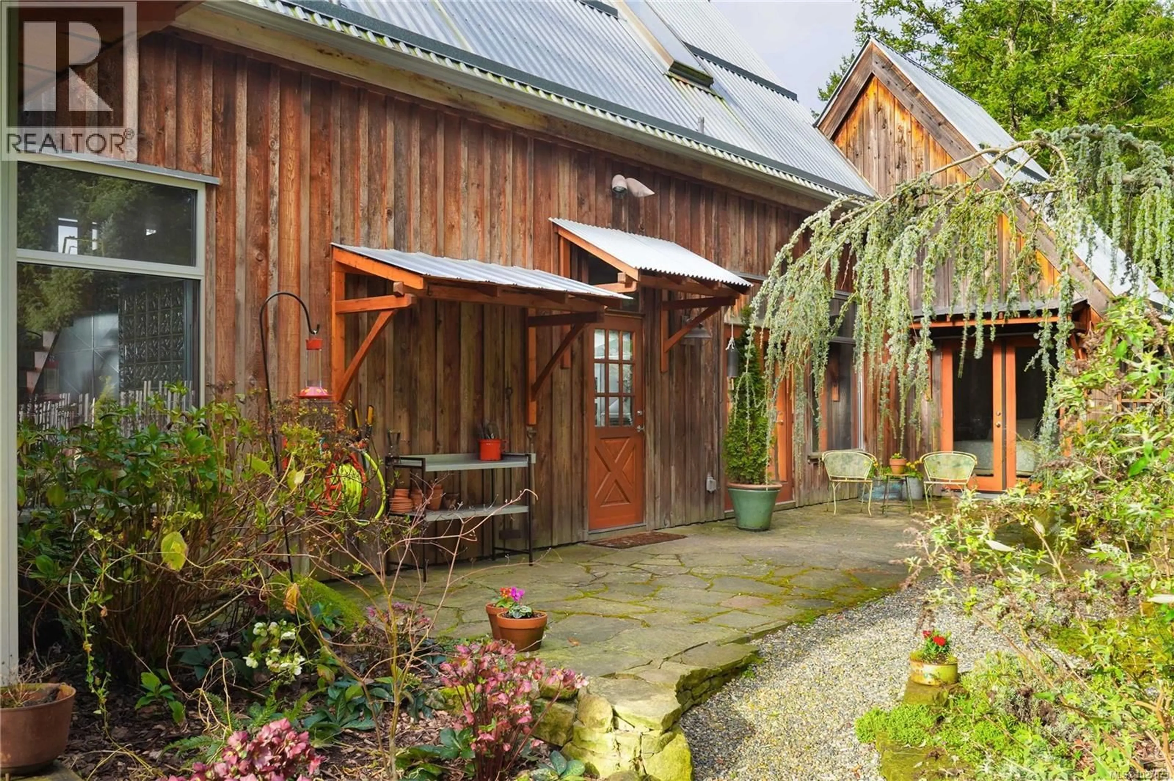 Patio, unknown for 241 LITTLE MOUNTAIN ROAD, Salt Spring British Columbia V8K2L4