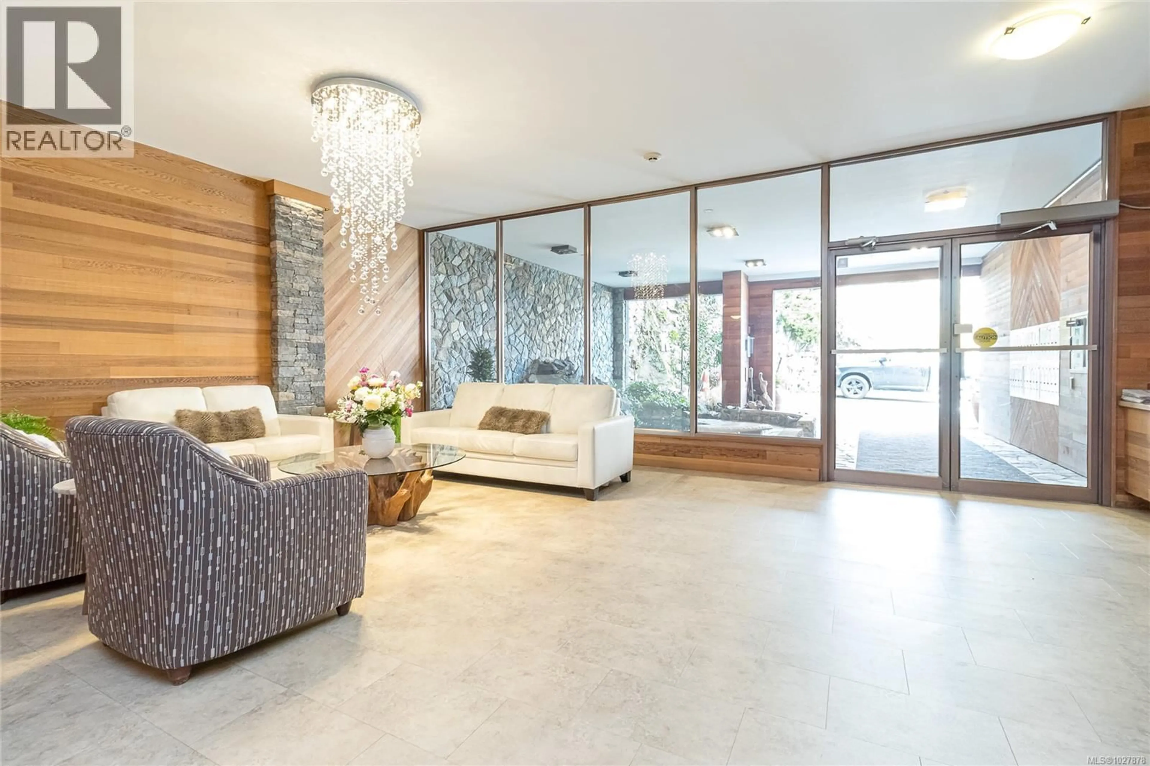 Lobby for 301 - 2930 COOK STREET, Victoria British Columbia V8T3S7