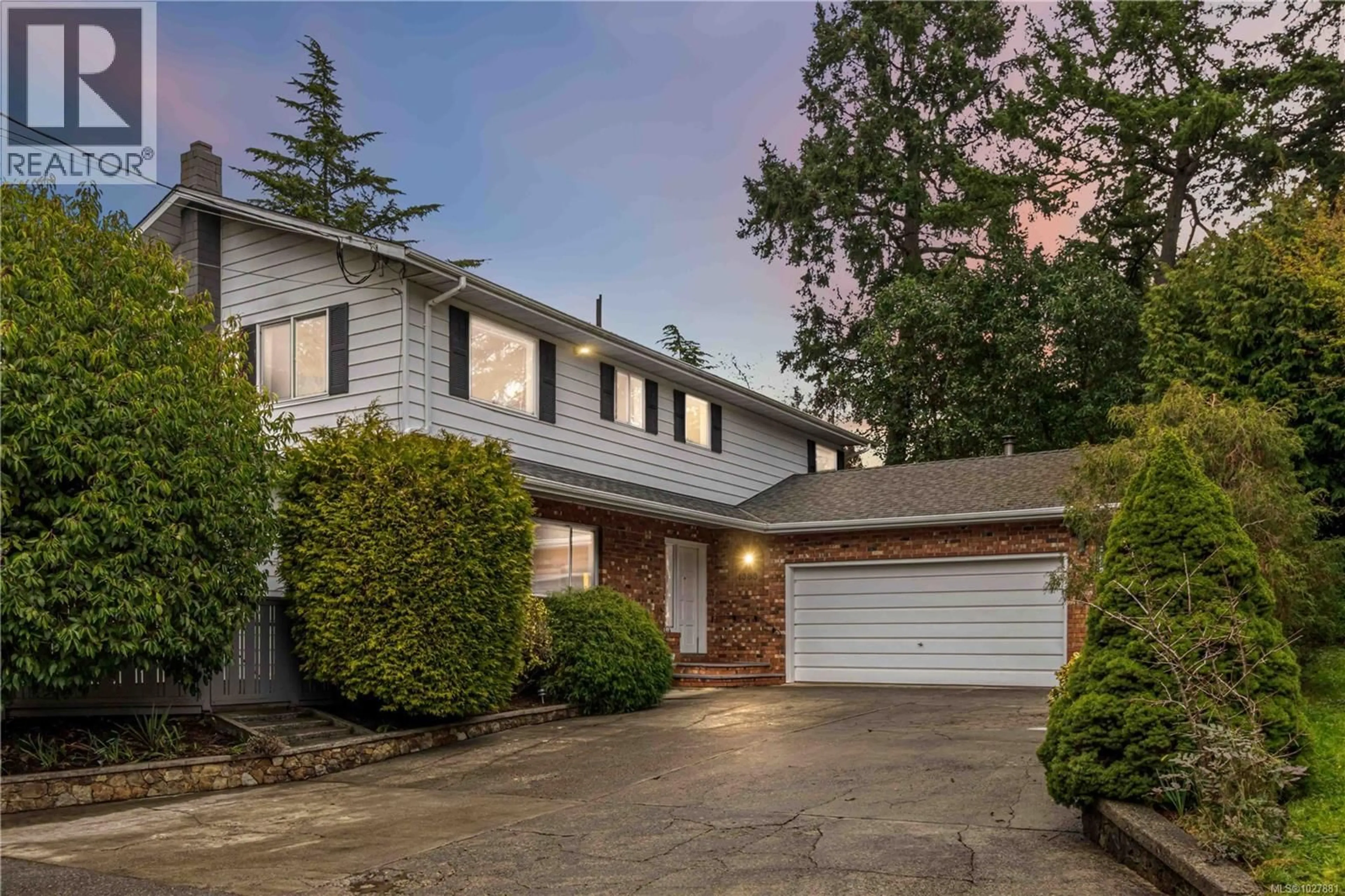 Home with brick exterior material, street for 1388 TREEBANK ROAD WEST, Esquimalt British Columbia V9A6Y8