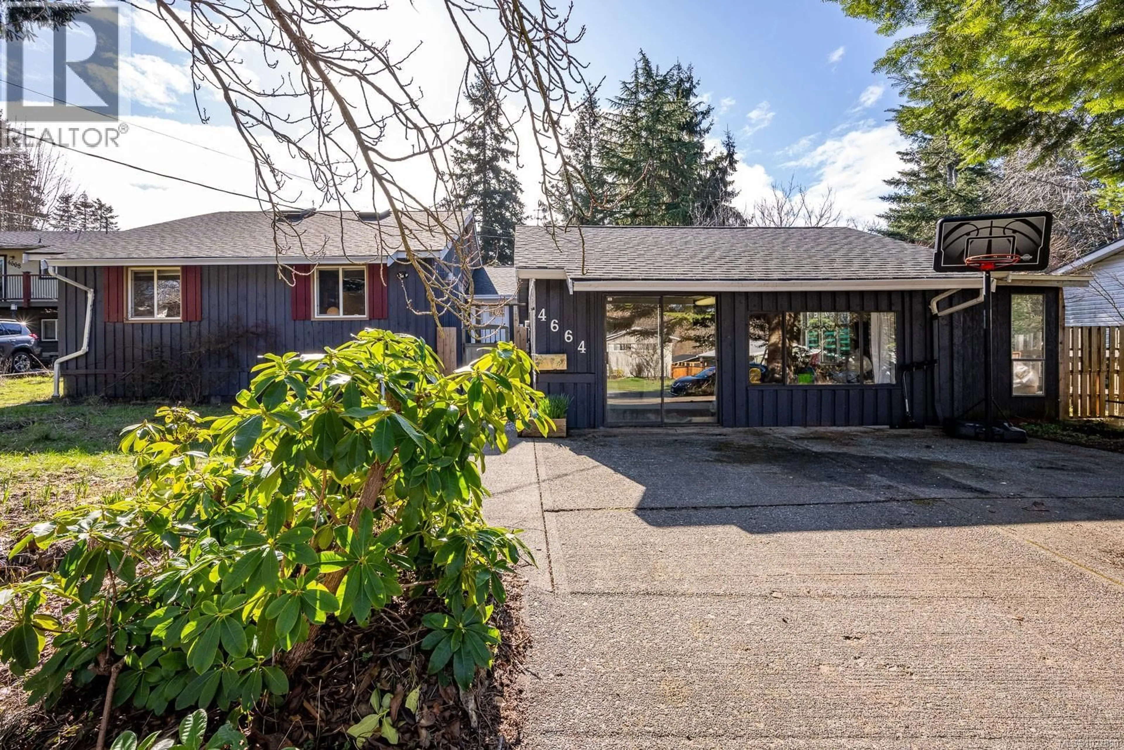 Unknown for 4664 GAIL CRESCENT, Courtenay British Columbia V9N5Y4