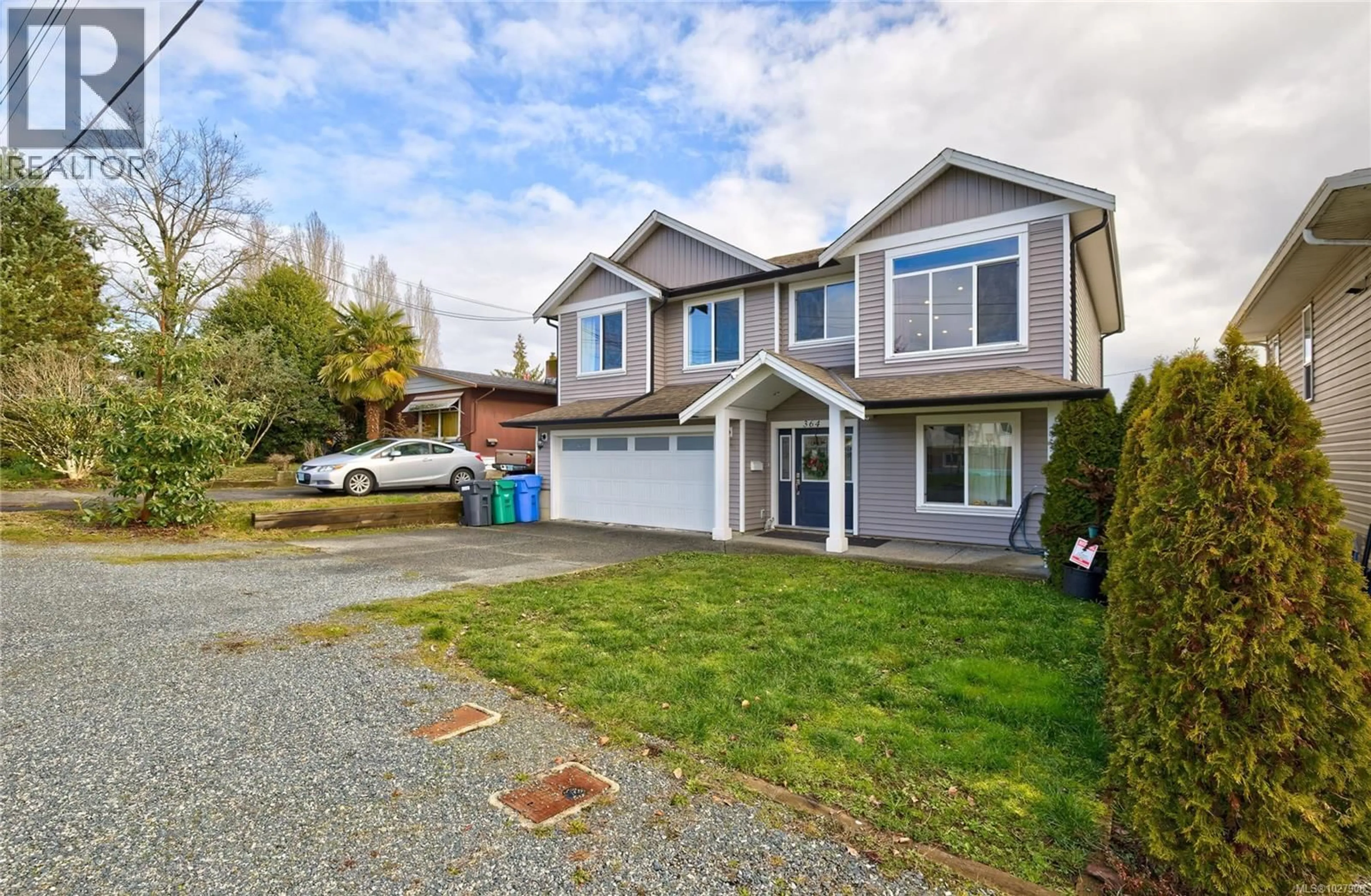 Home with vinyl exterior material, street for 364 GEORGIA AVENUE, Nanaimo British Columbia V9R3V8