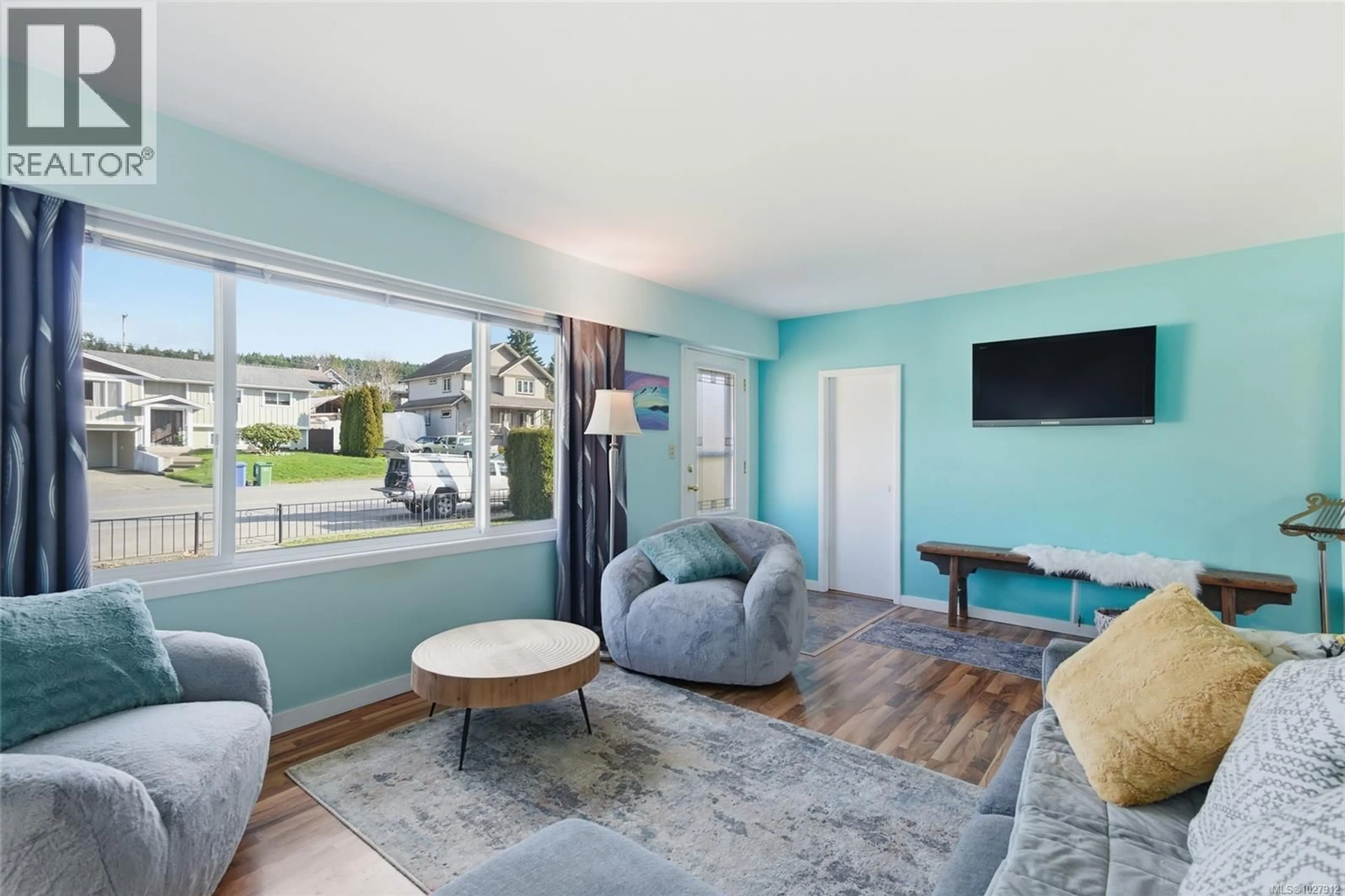 Living room with furniture, unknown for 2674 10TH AVENUE, Port Alberni British Columbia V9Y2P3