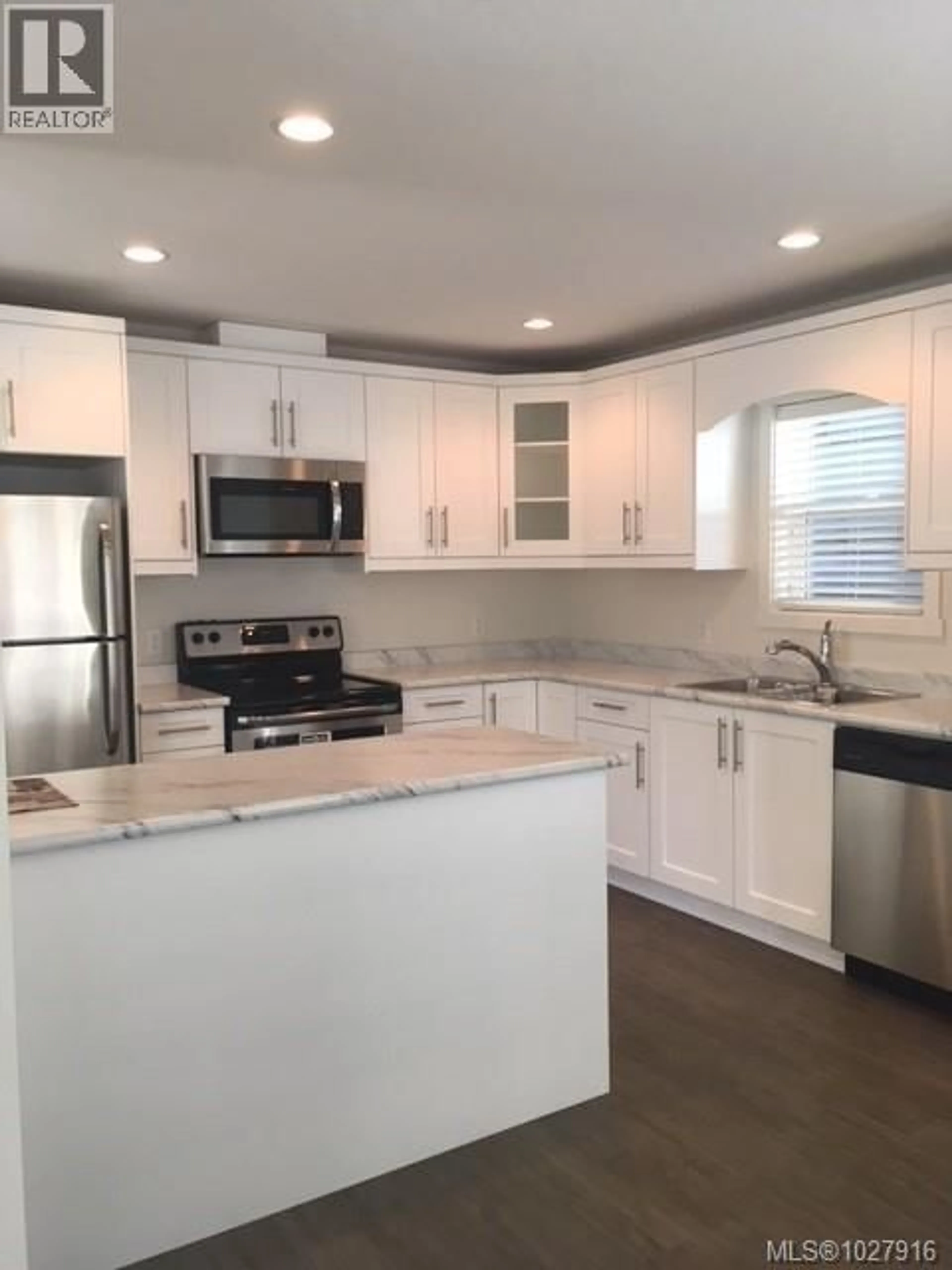 Open concept kitchen, unknown for 518 STEEVES ROAD, Nanaimo British Columbia V9R0H8