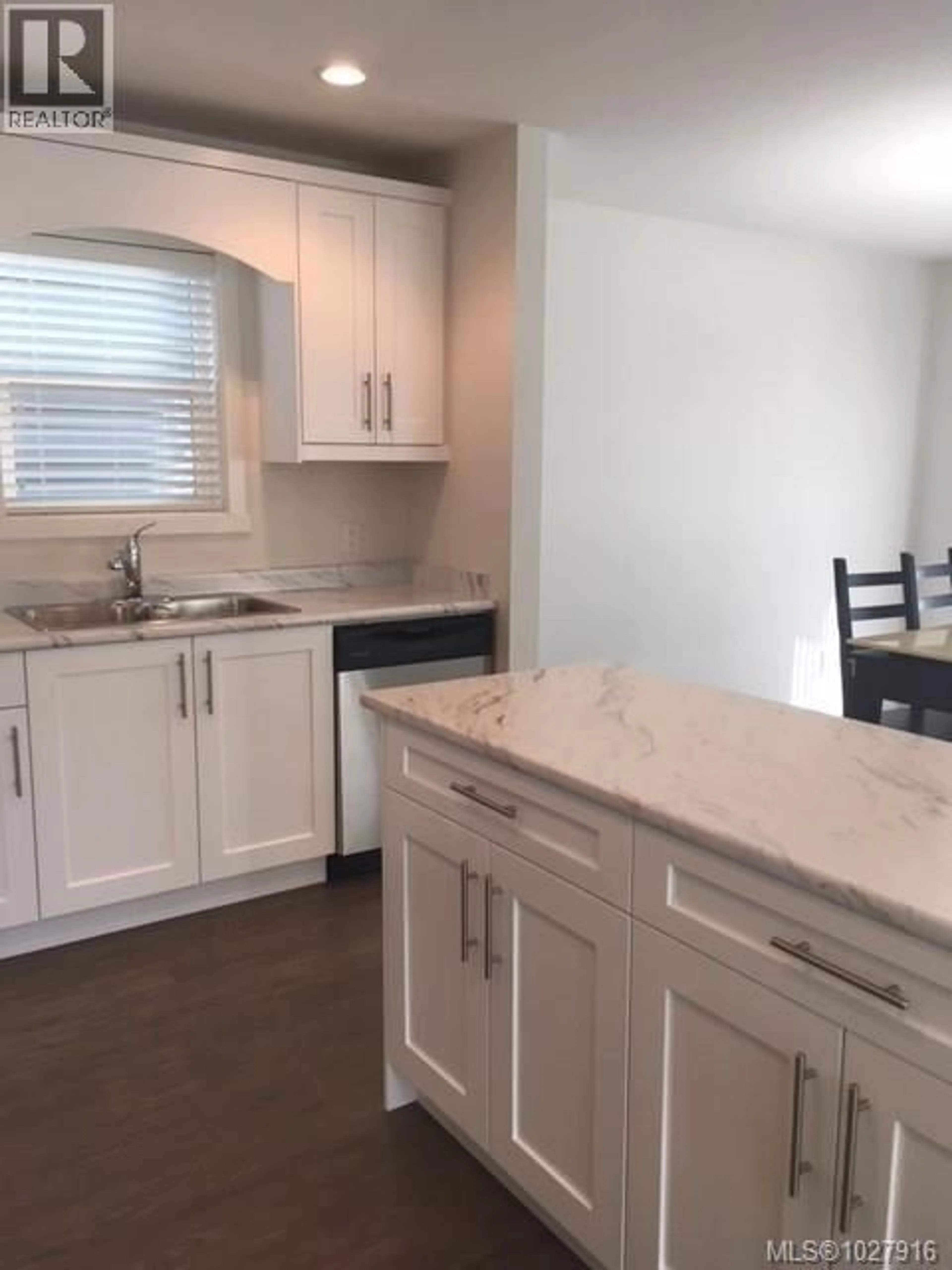 Open concept kitchen, unknown for 518 STEEVES ROAD, Nanaimo British Columbia V9R0H8