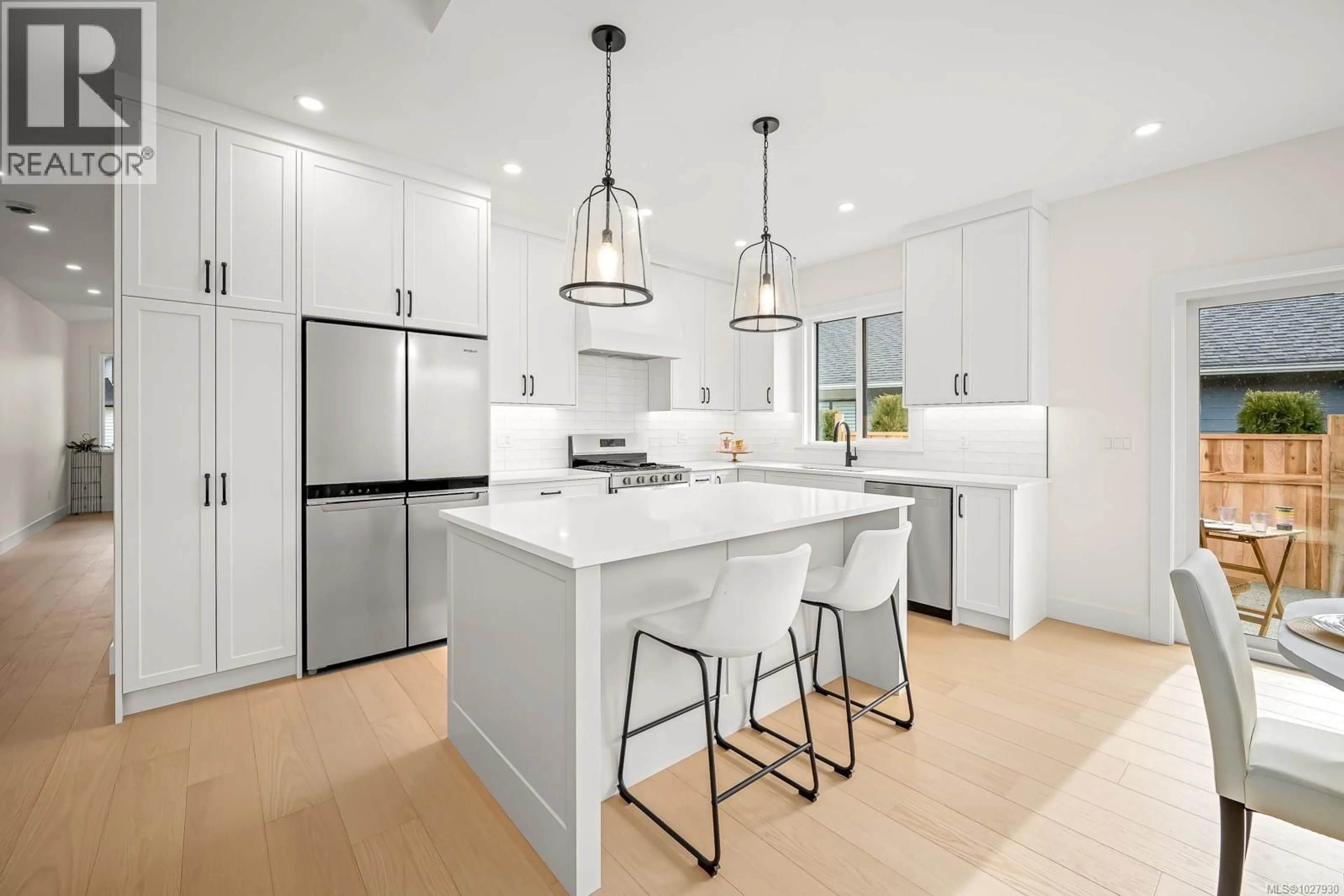 Open concept kitchen, ceramic/tile floor for SL9 - 865 GRUMMAN PLACE, Comox British Columbia V9M4H9