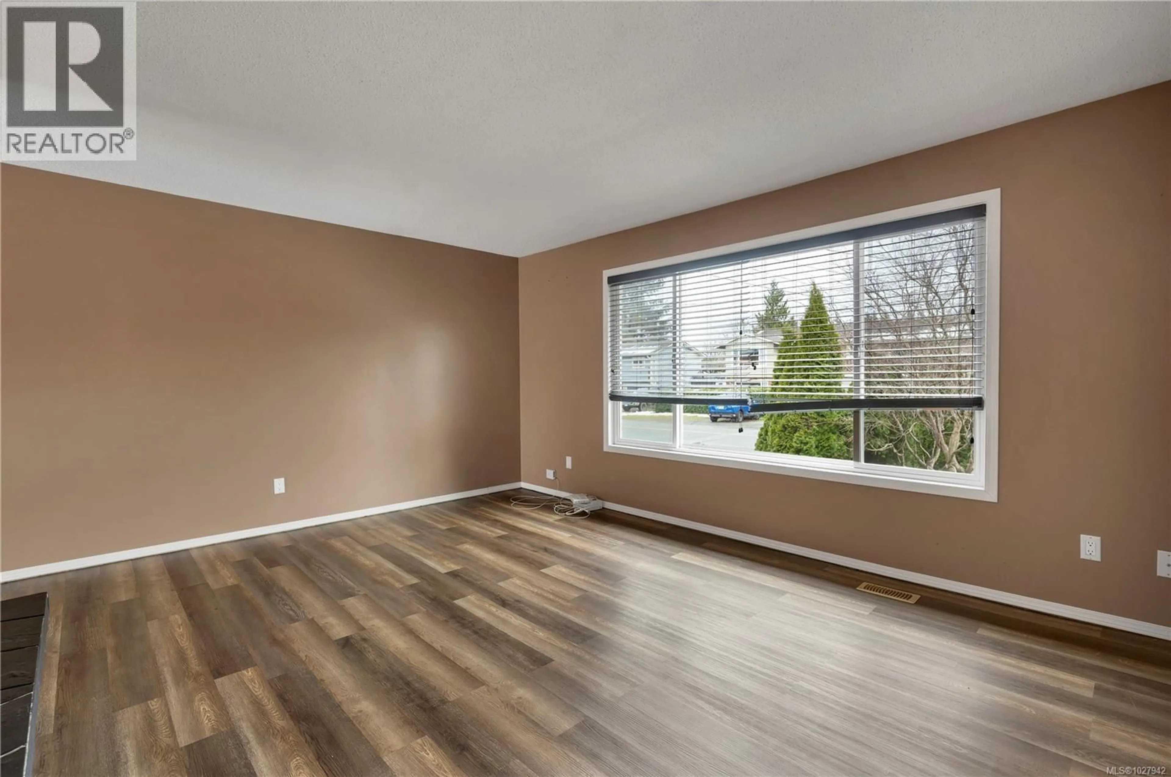 A pic of a room for 400 ENGLEWOOD DRIVE, Port McNeill British Columbia V0N2R0