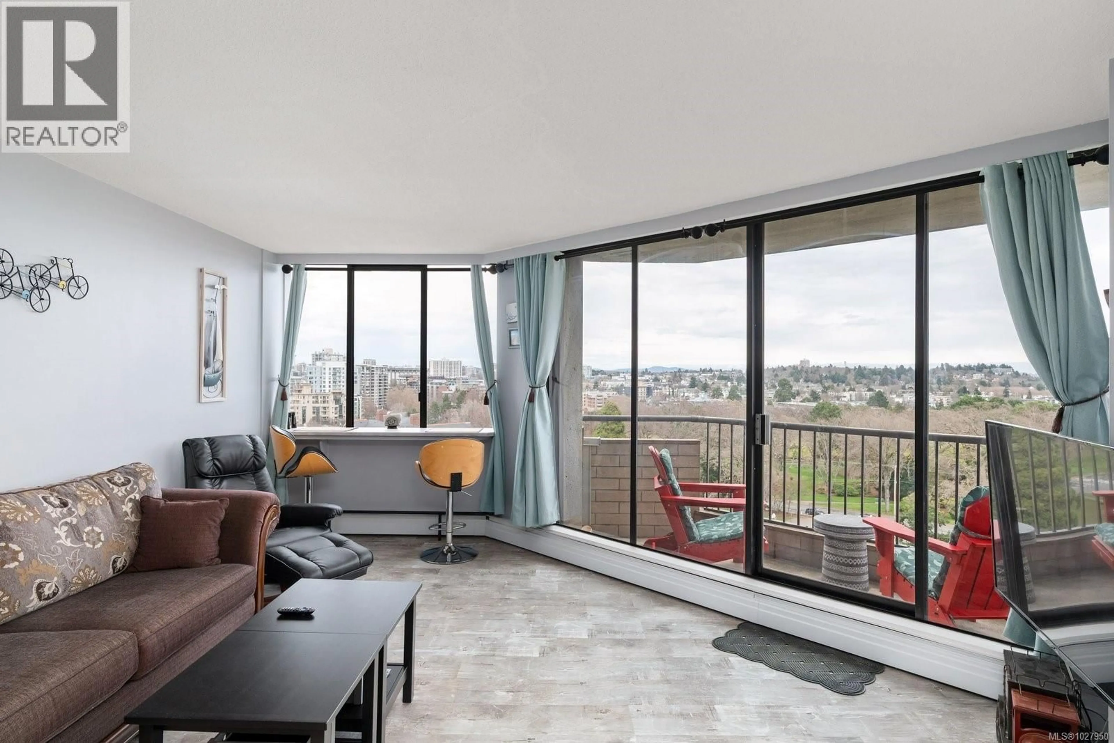 Living room with furniture, unknown for 1407 - 620 TORONTO STREET, Victoria British Columbia V8V1P7