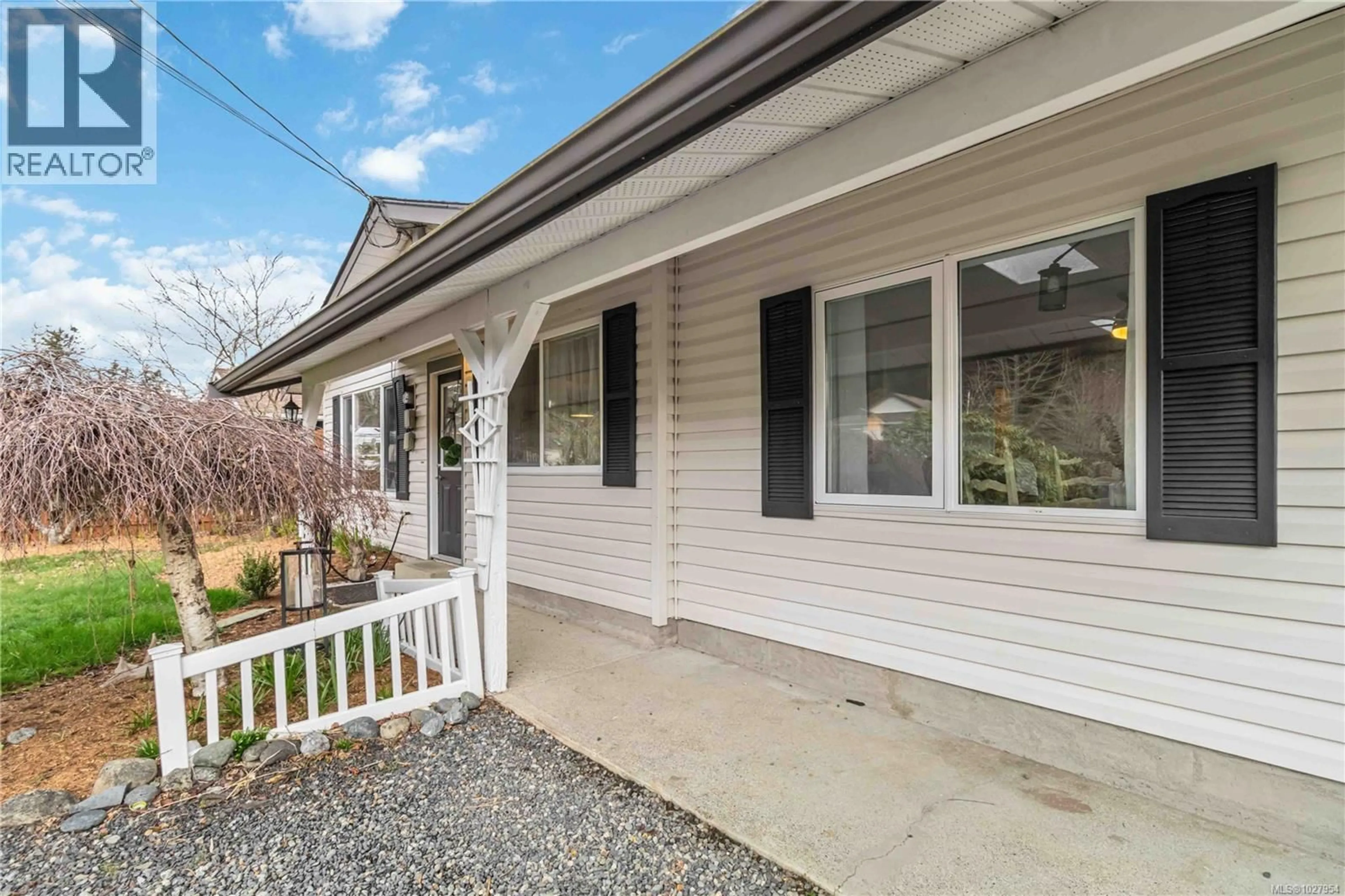 Home with vinyl exterior material, street for 1763 MARATHON LANE, Sooke British Columbia V8Z1V9