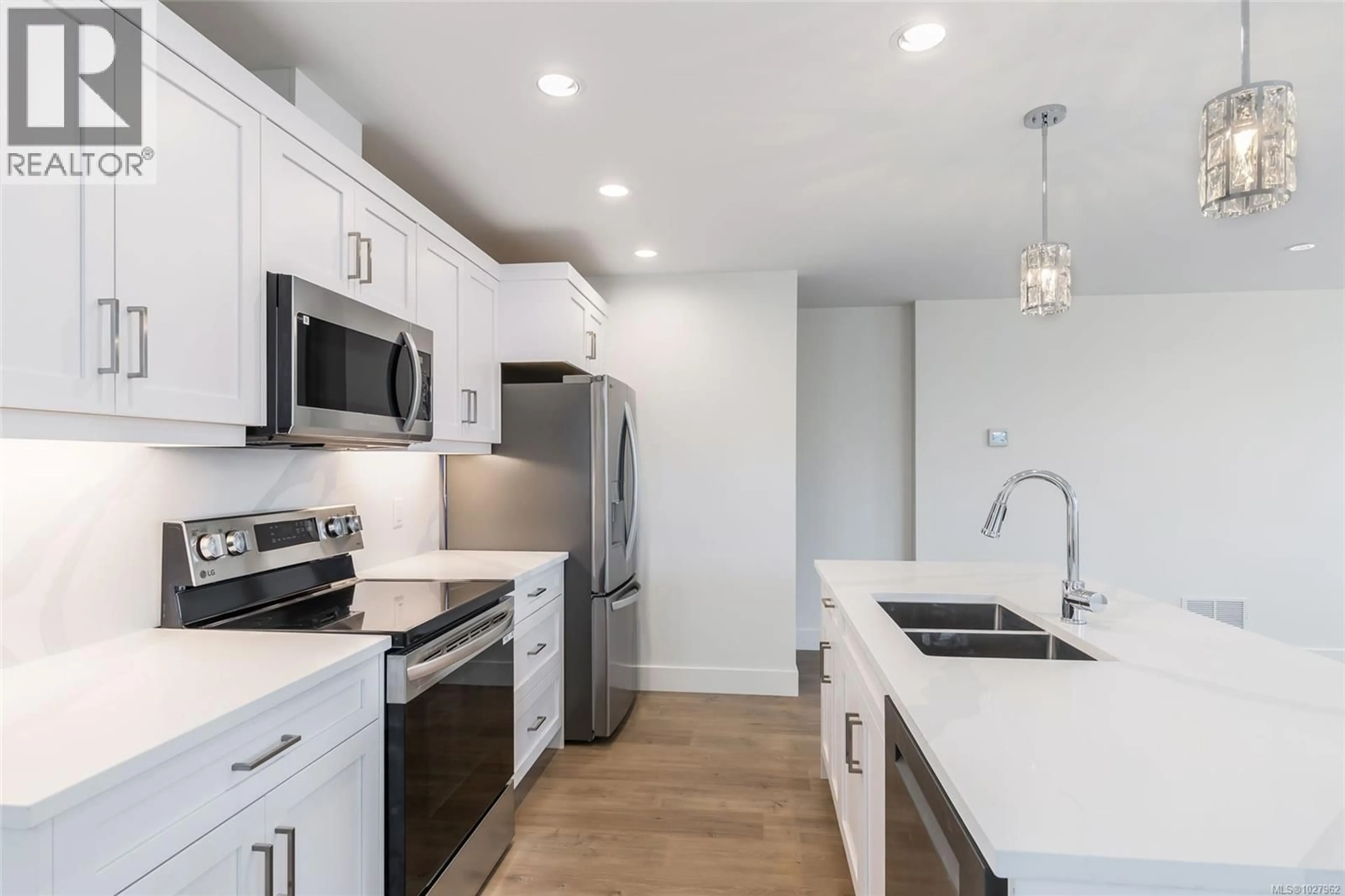 Open concept kitchen, ceramic/tile floor for 6266 OLD MILL ROAD, Duncan British Columbia V9L0G7