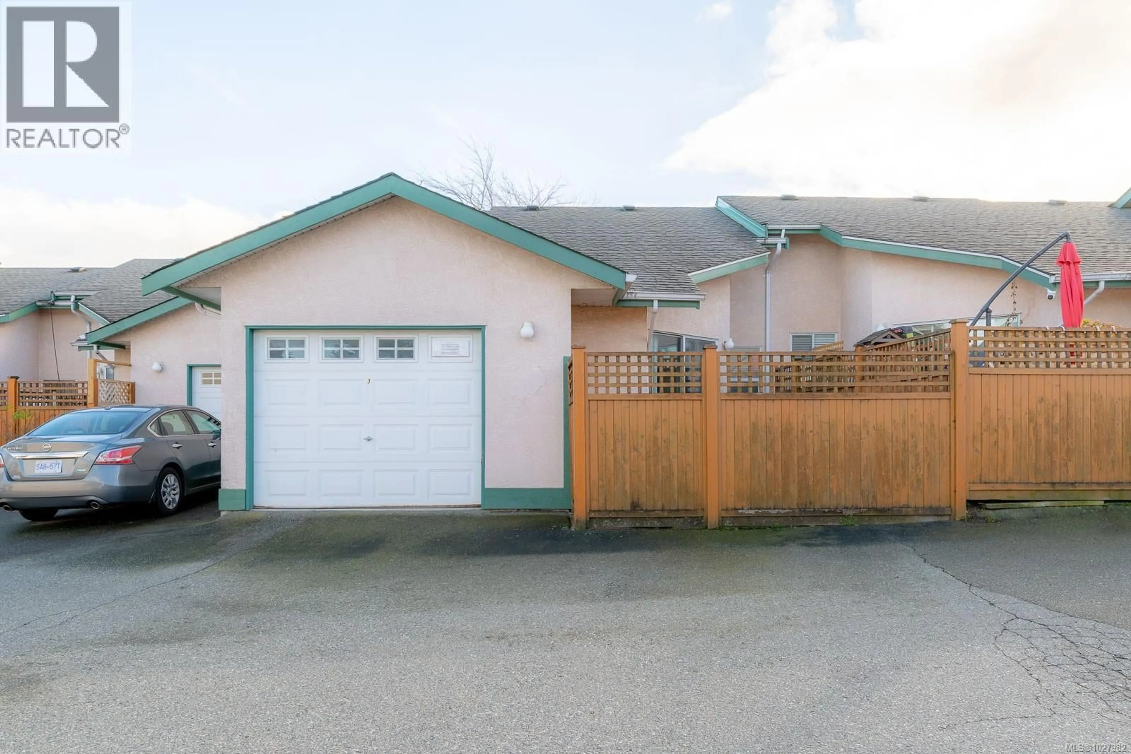 Indoor garage for 3 - 2197 DUGGAN ROAD, Nanaimo British Columbia V9S5L4