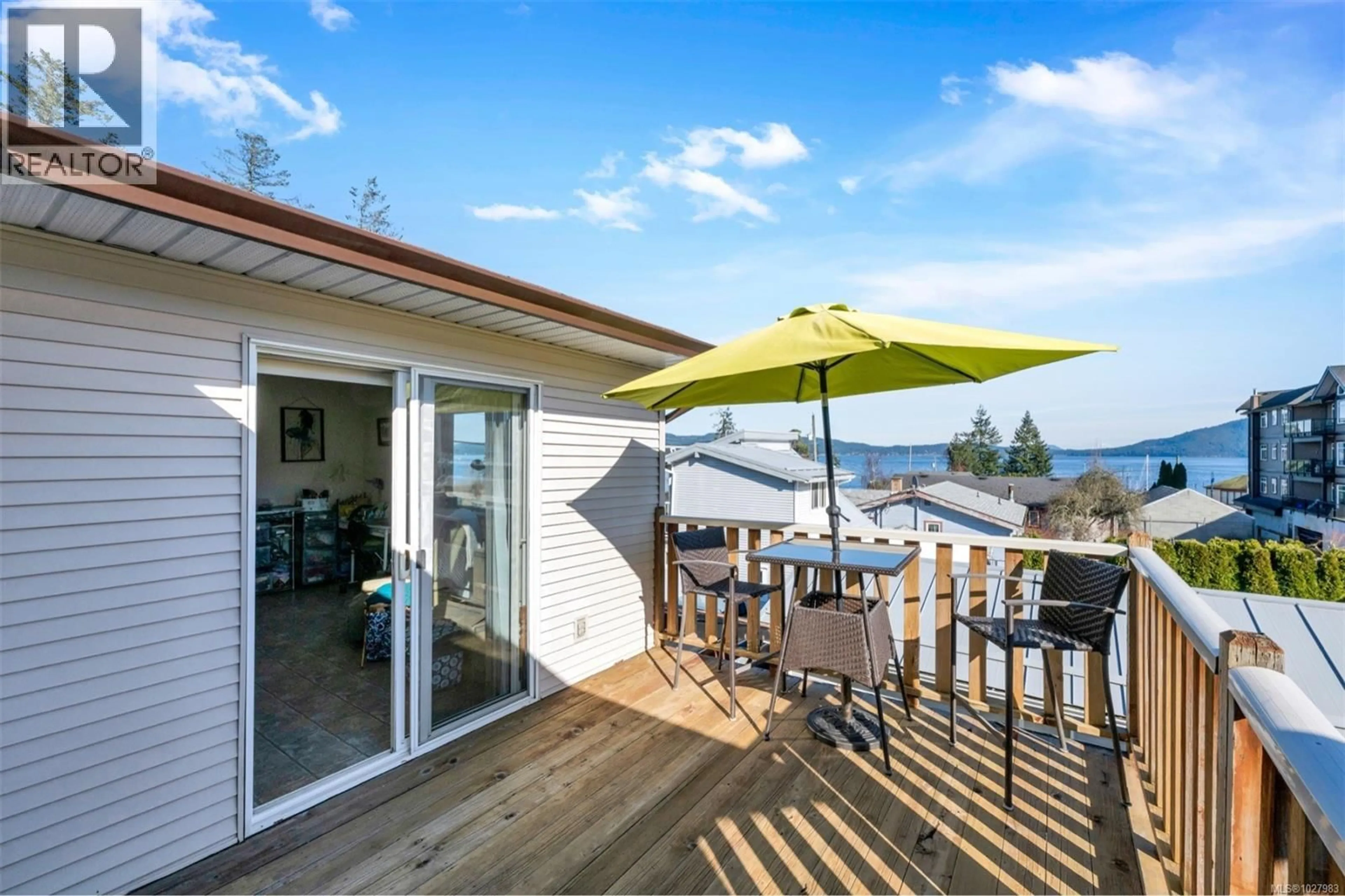 Patio, water/lake/river/ocean view for 1554 CHAPLIN STREET, Crofton British Columbia V9L1R0