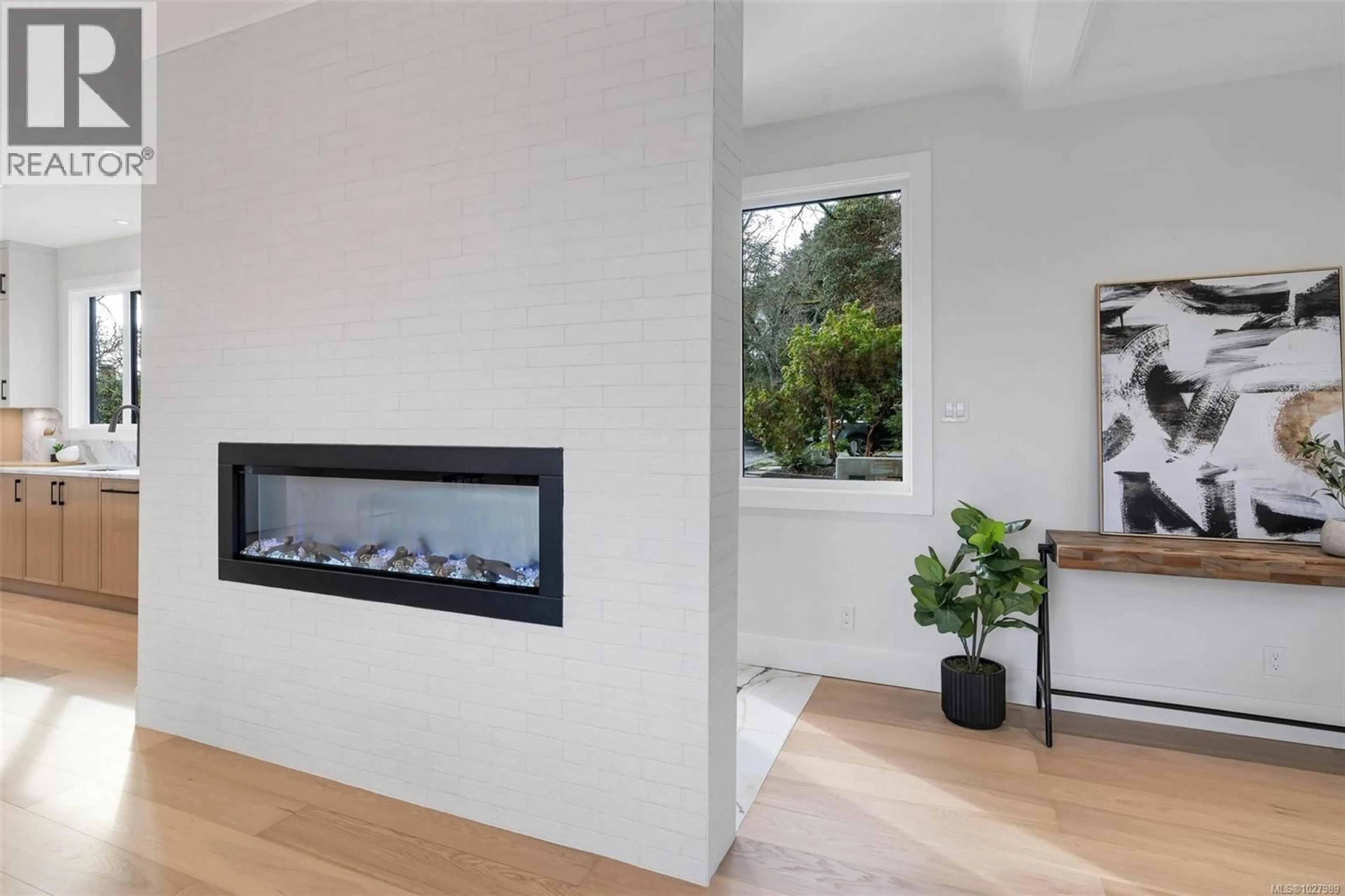 Unknown for 1750 LYMAN DUFF LANE, Victoria British Columbia V8S5K3