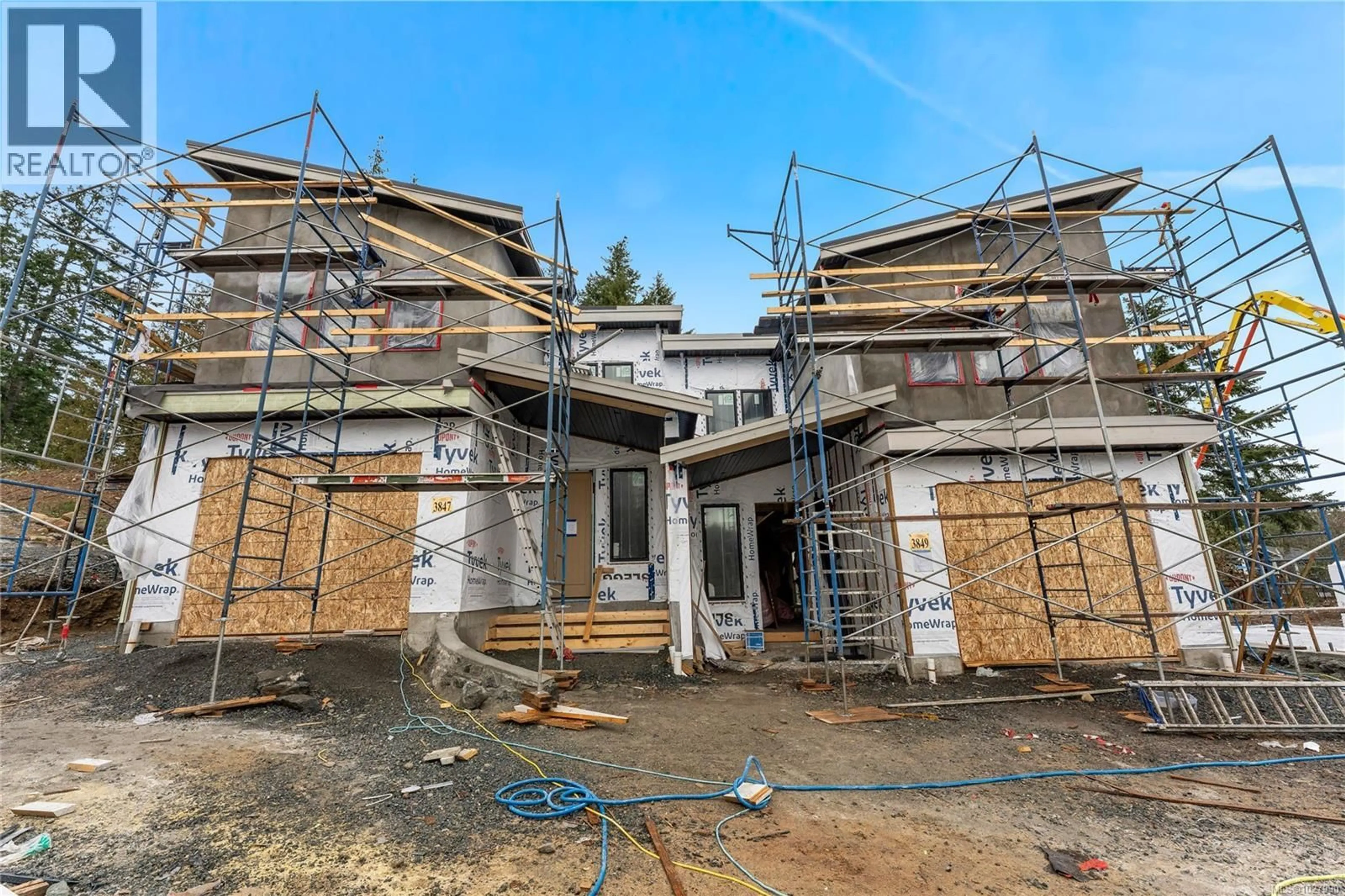 Unknown for 3847 OLYMPIAN WAY, Colwood British Columbia V9C0R7