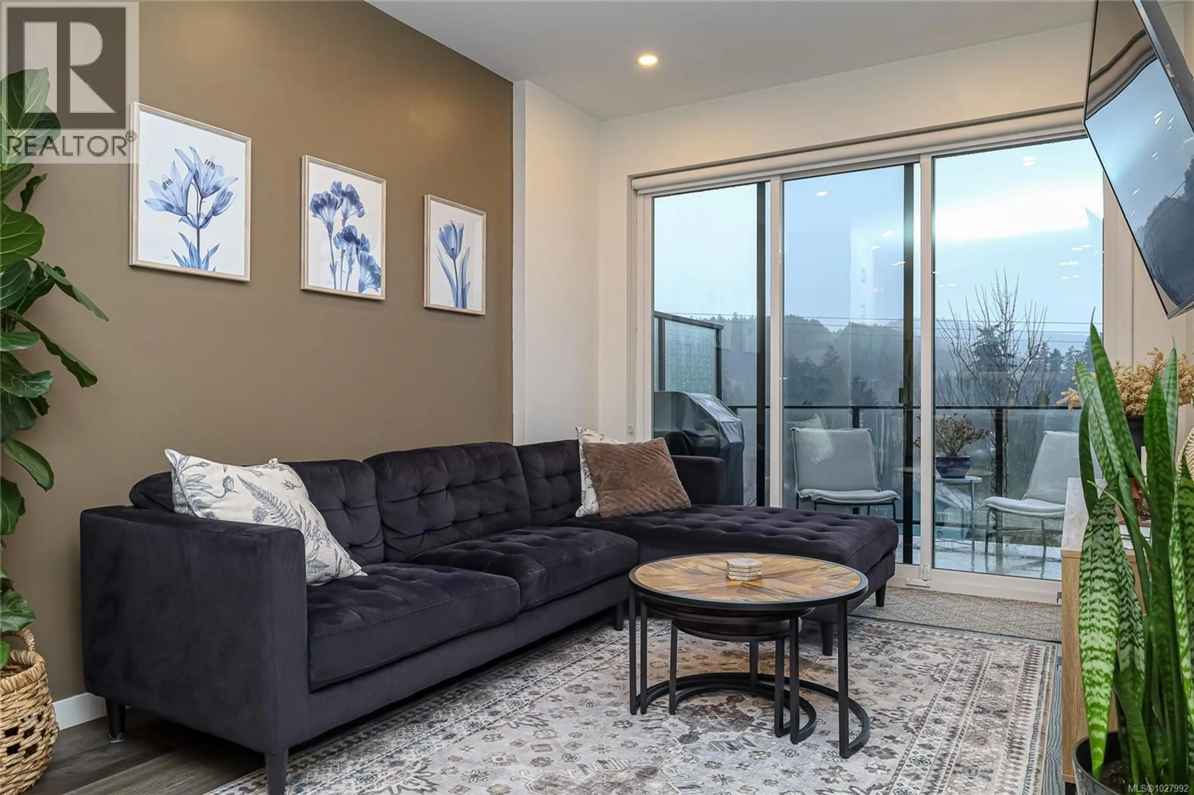 Living room with furniture, unknown for 1024 BOXCAR CLOSE, Langford British Columbia V9B0Y4