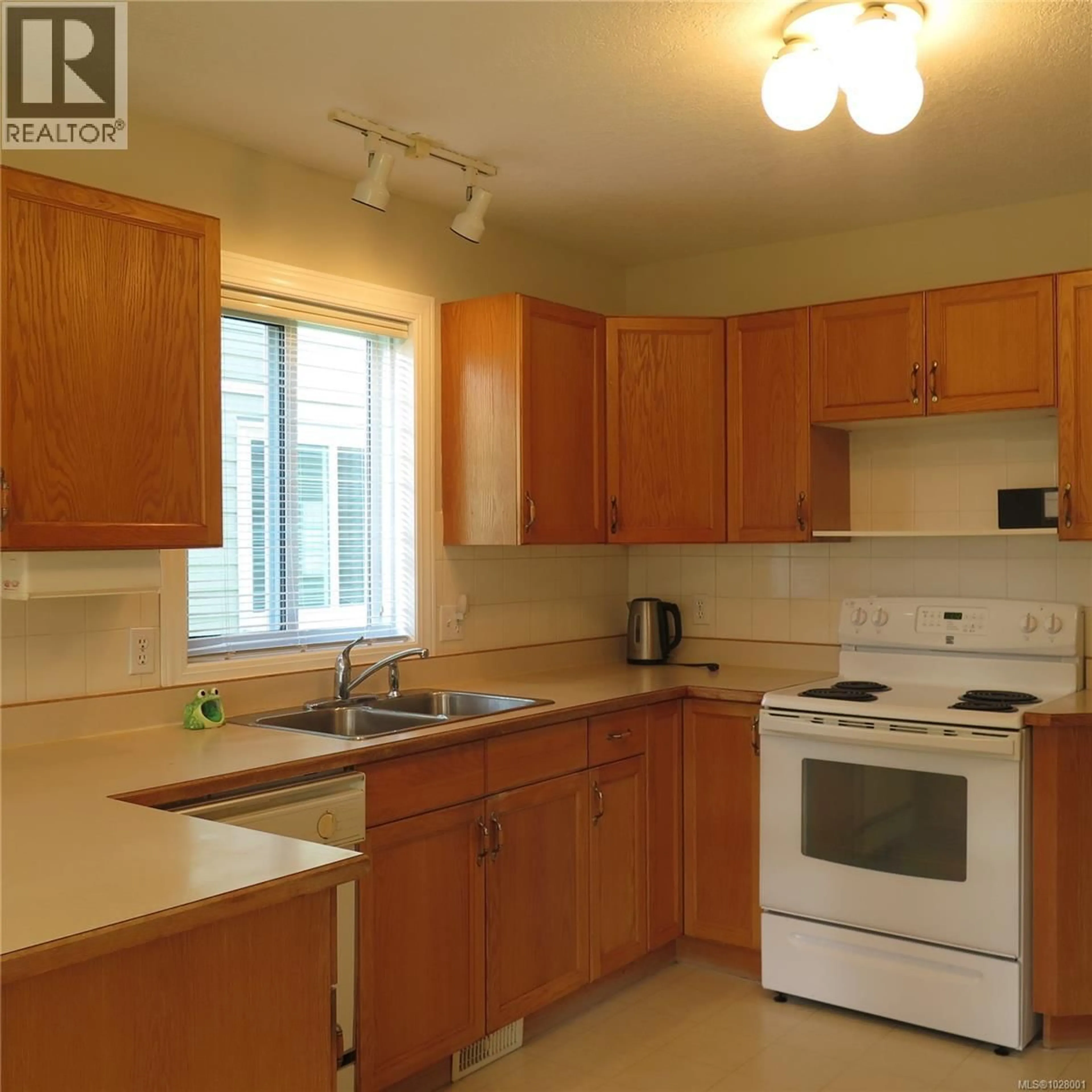 Standard kitchen, unknown for 39 - 815 DUNSMUIR CRESCENT, Ladysmith British Columbia V9G1R9