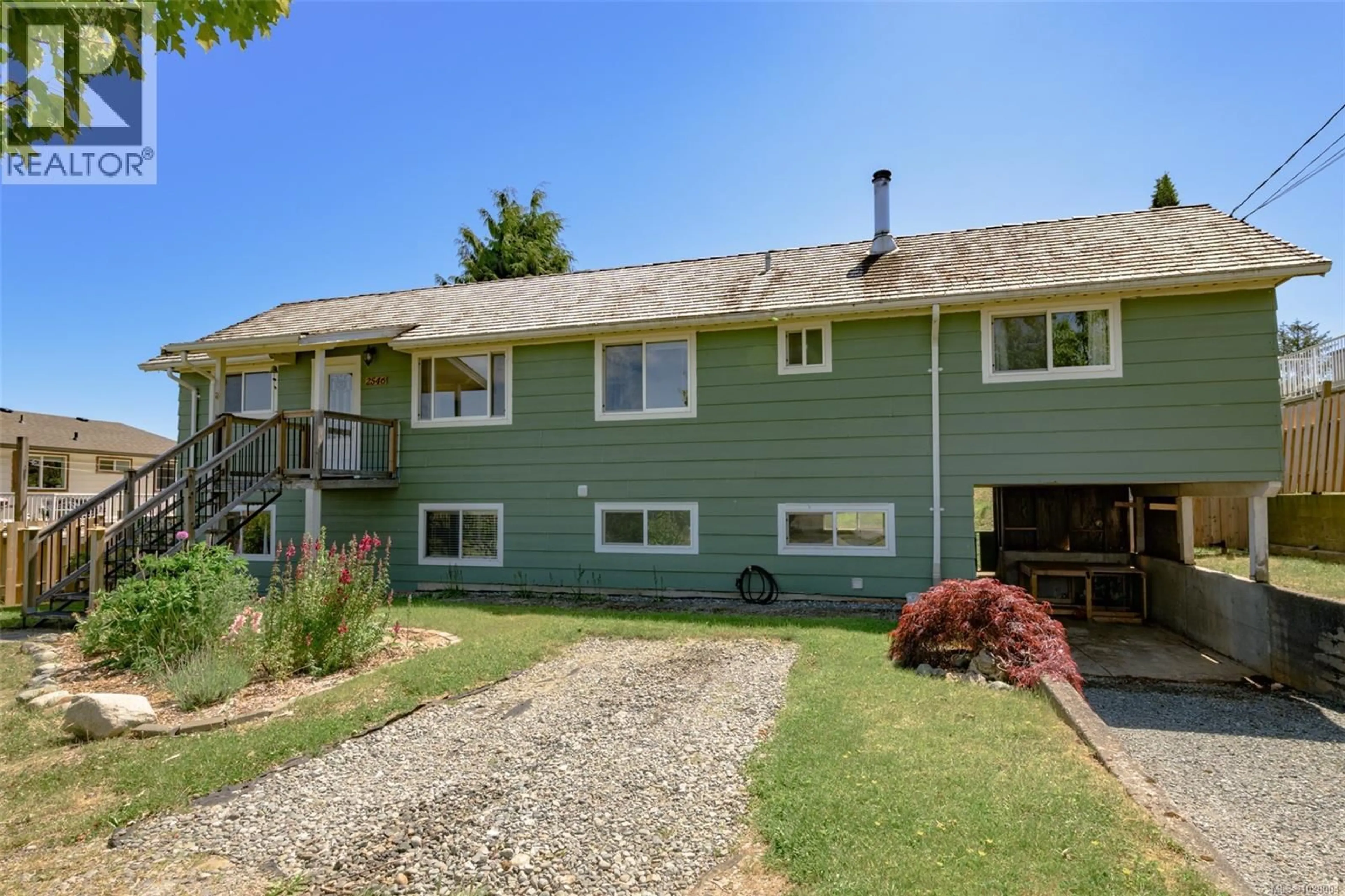 A pic from outside/outdoor area/front of a property/back of a property/a pic from drone, street for 2546 HADDINGTON CRESCENT, Port McNeill British Columbia V0N2R0