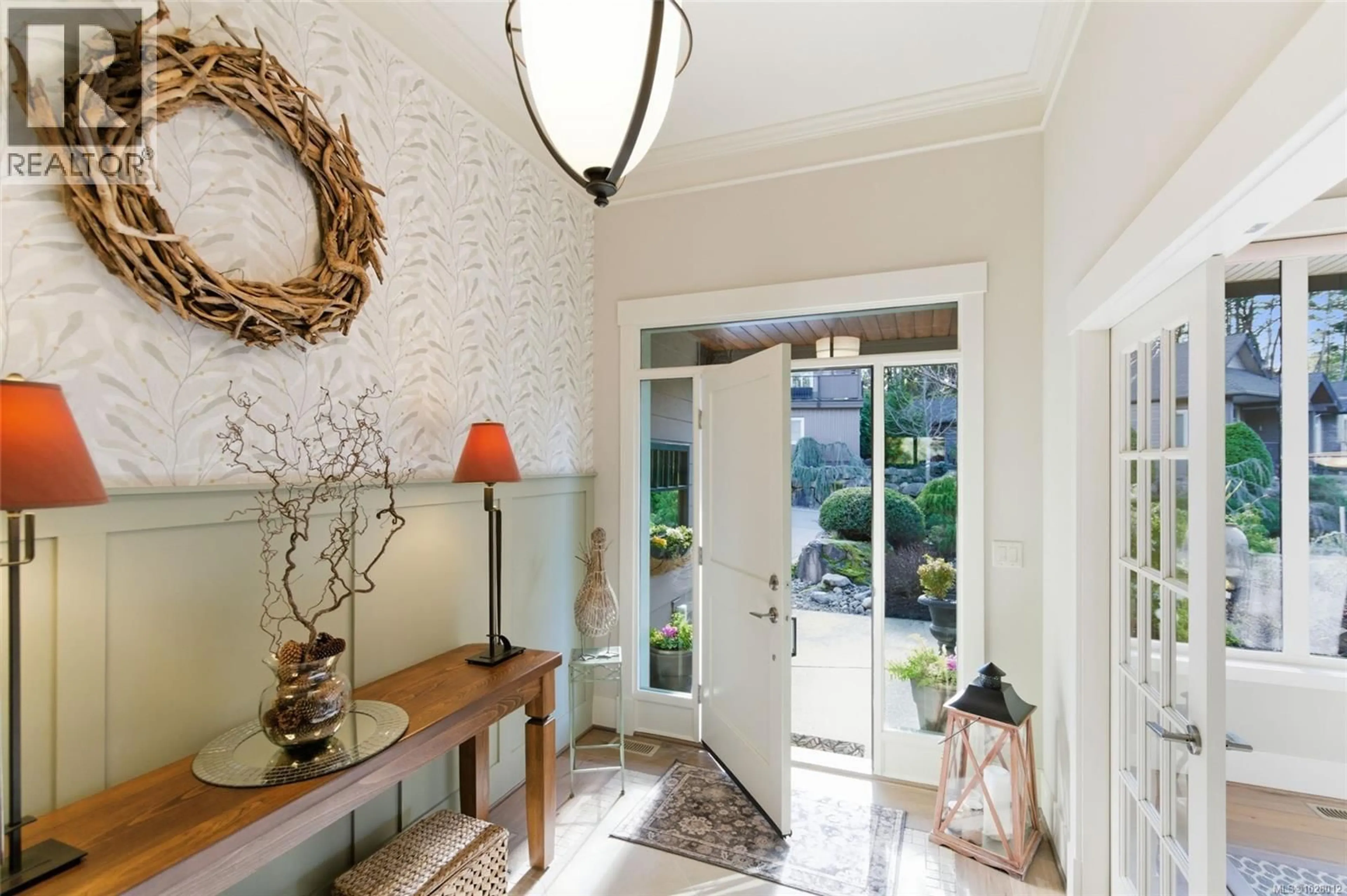 Indoor entryway for 3420 BRADNER CIRCLE, Nanoose Bay British Columbia V9P9M5