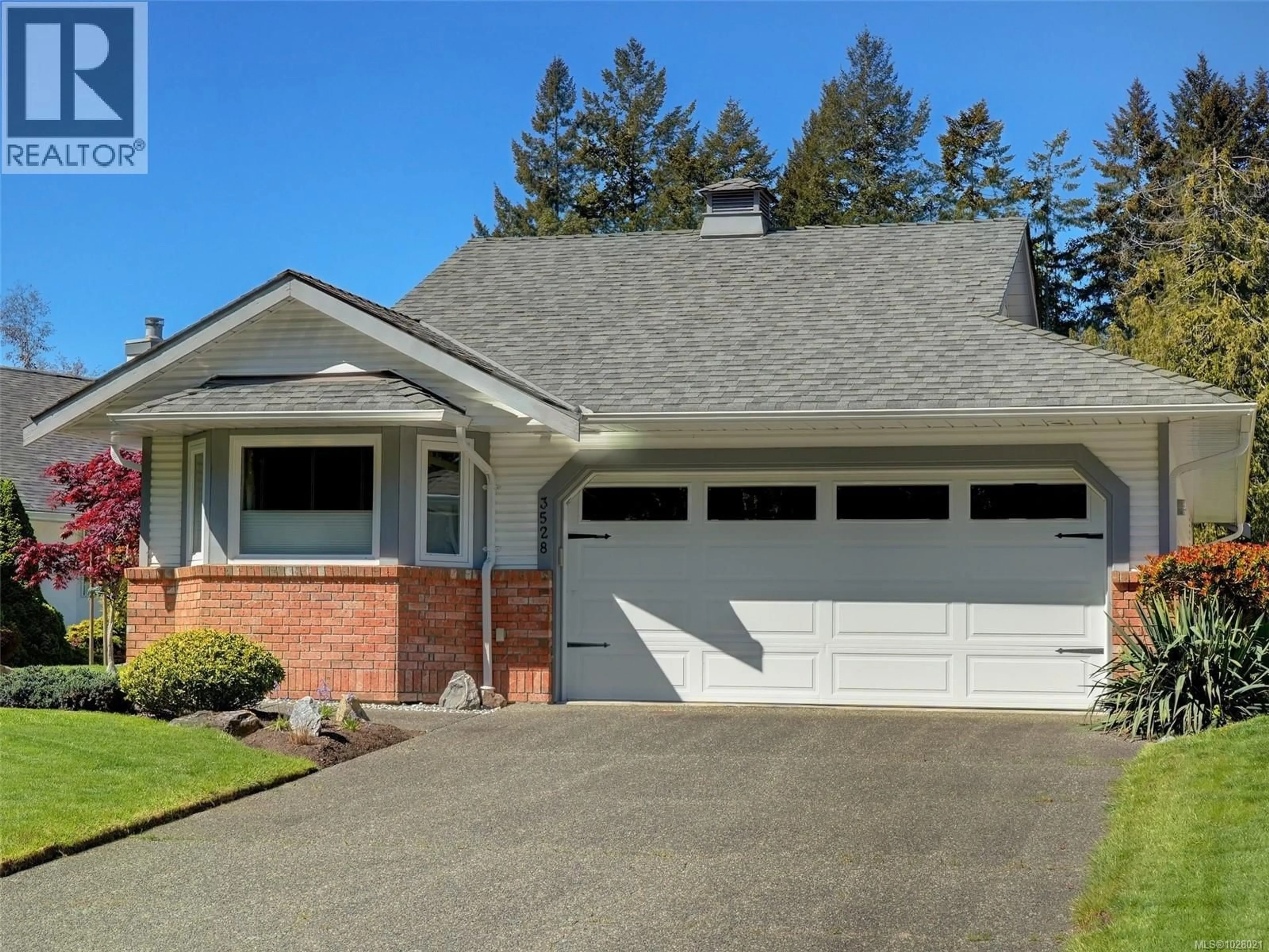 Home with vinyl exterior material, street for 3528 ARBUTUS DRIVE SOUTH, Cobble Hill British Columbia V8H0K8