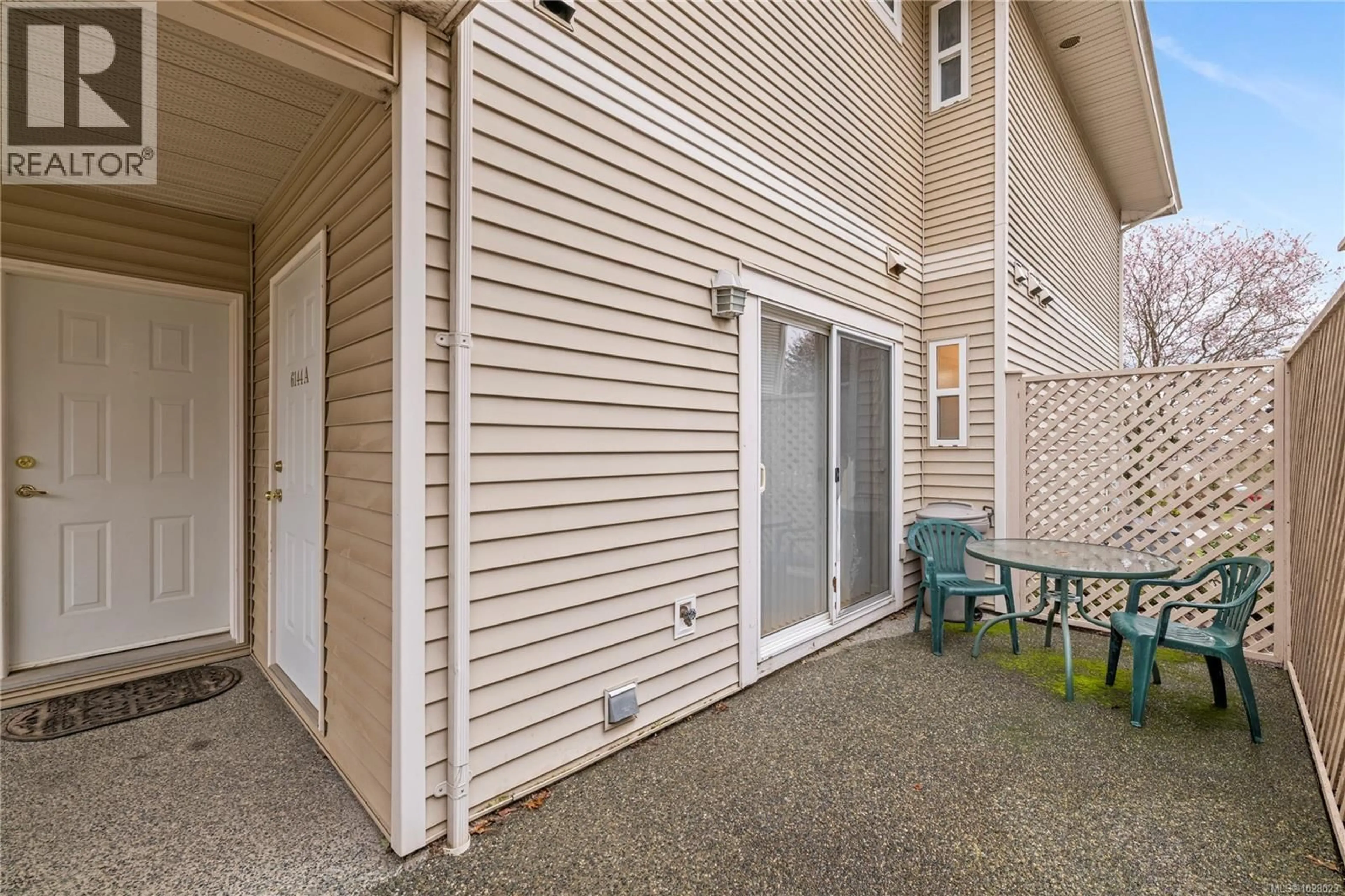 Patio, street for A - 6144 MCGIRR ROAD, Nanaimo British Columbia V9V1V1