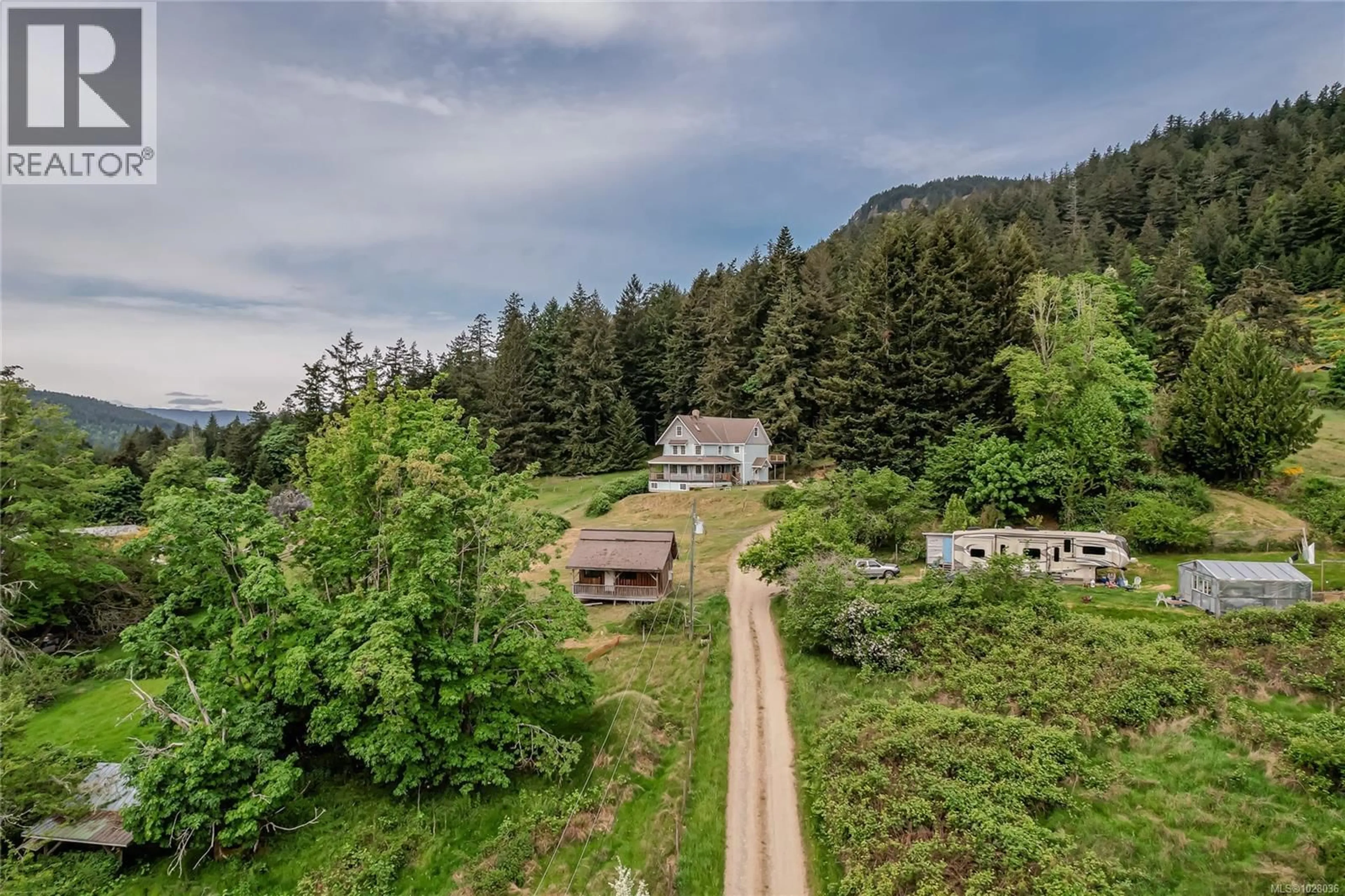 A pic from outside/outdoor area/front of a property/back of a property/a pic from drone, unknown for 1832 FULFORD-GANGES ROAD, Salt Spring British Columbia V8K2A5