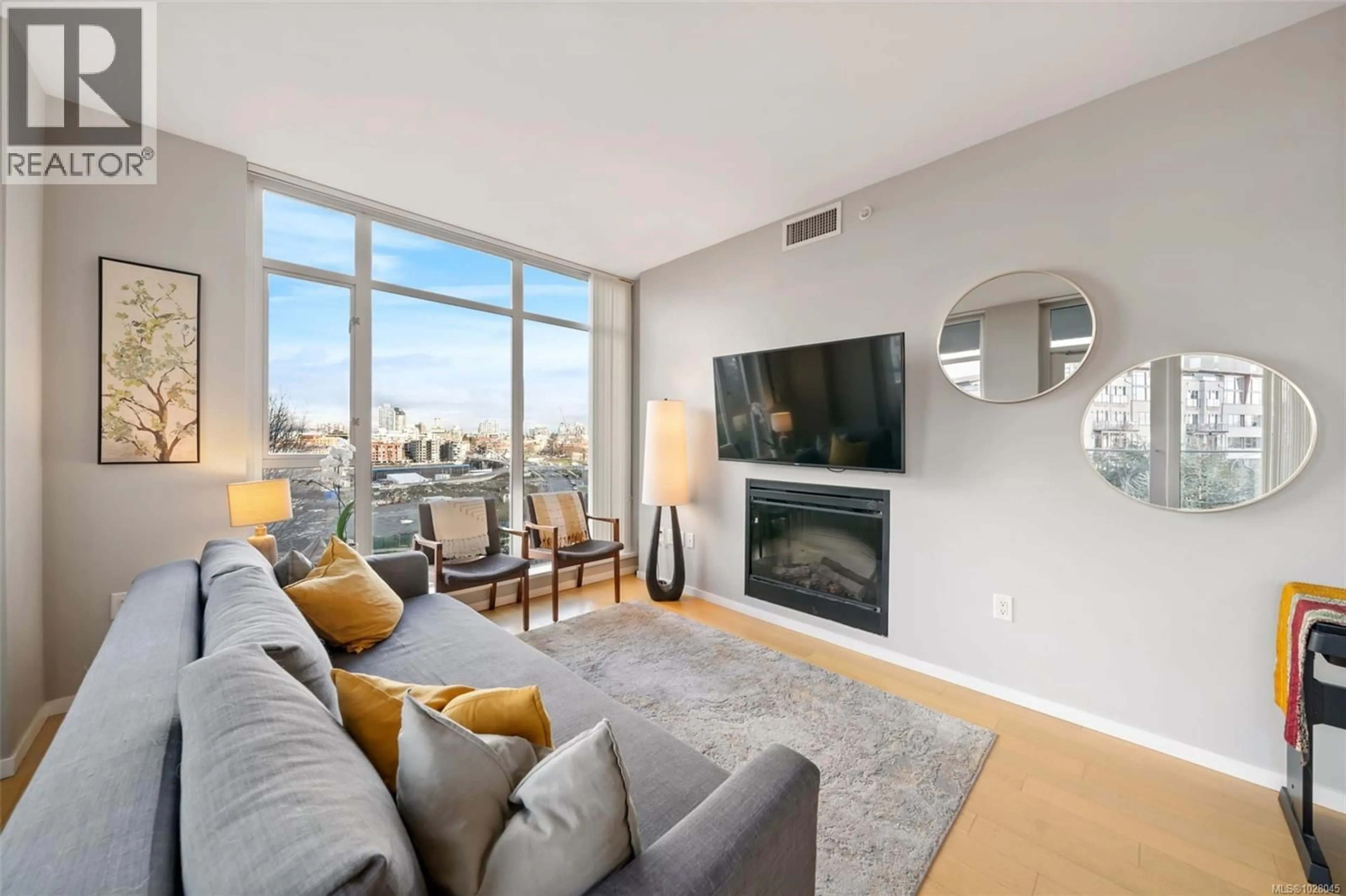 Living room with furniture, unknown for 214 - 100 SAGHALIE ROAD, Victoria British Columbia V9A0A1