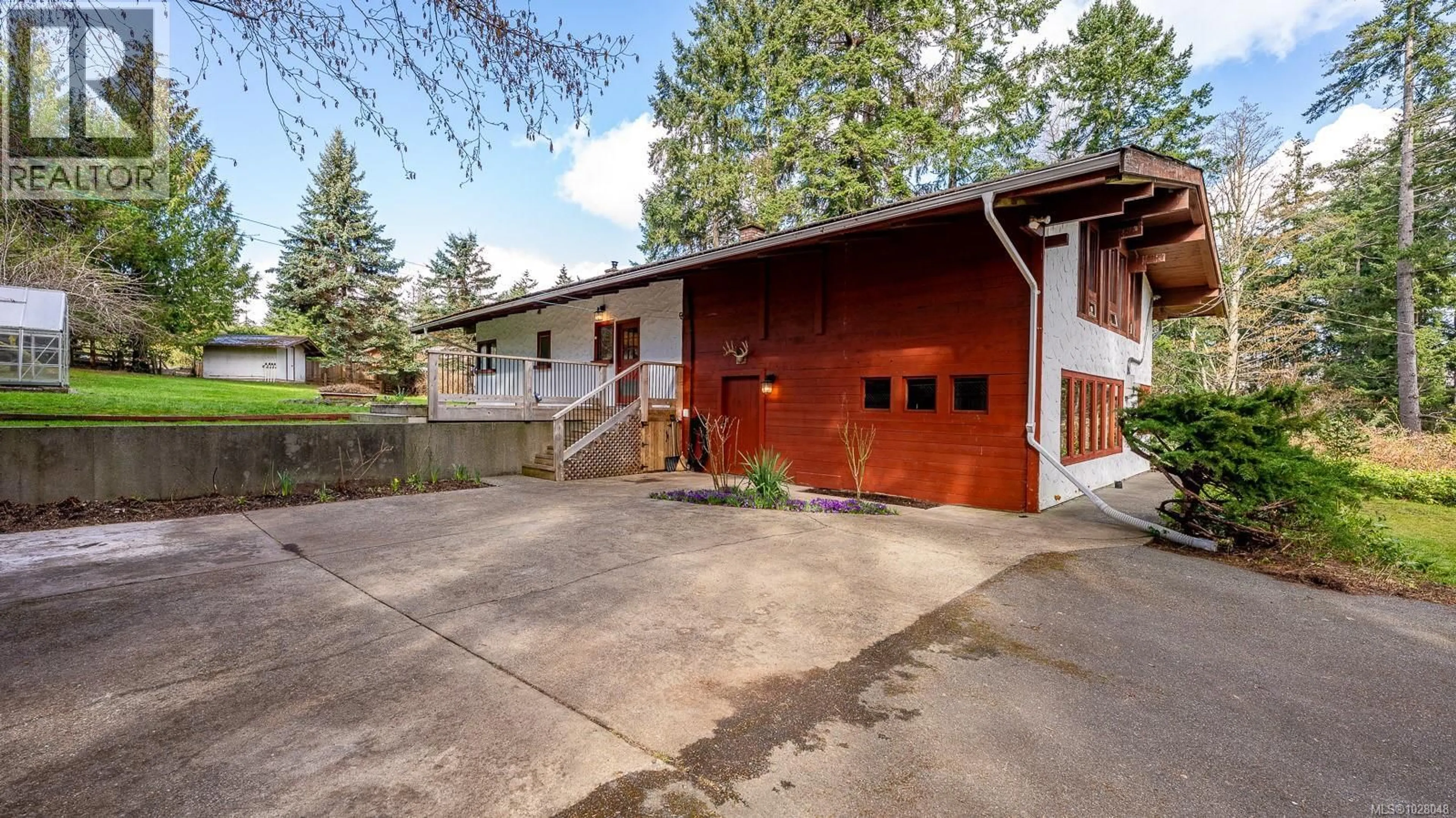 Unknown for 415 HOLIDAY ROAD, Fanny Bay British Columbia V0R1W0