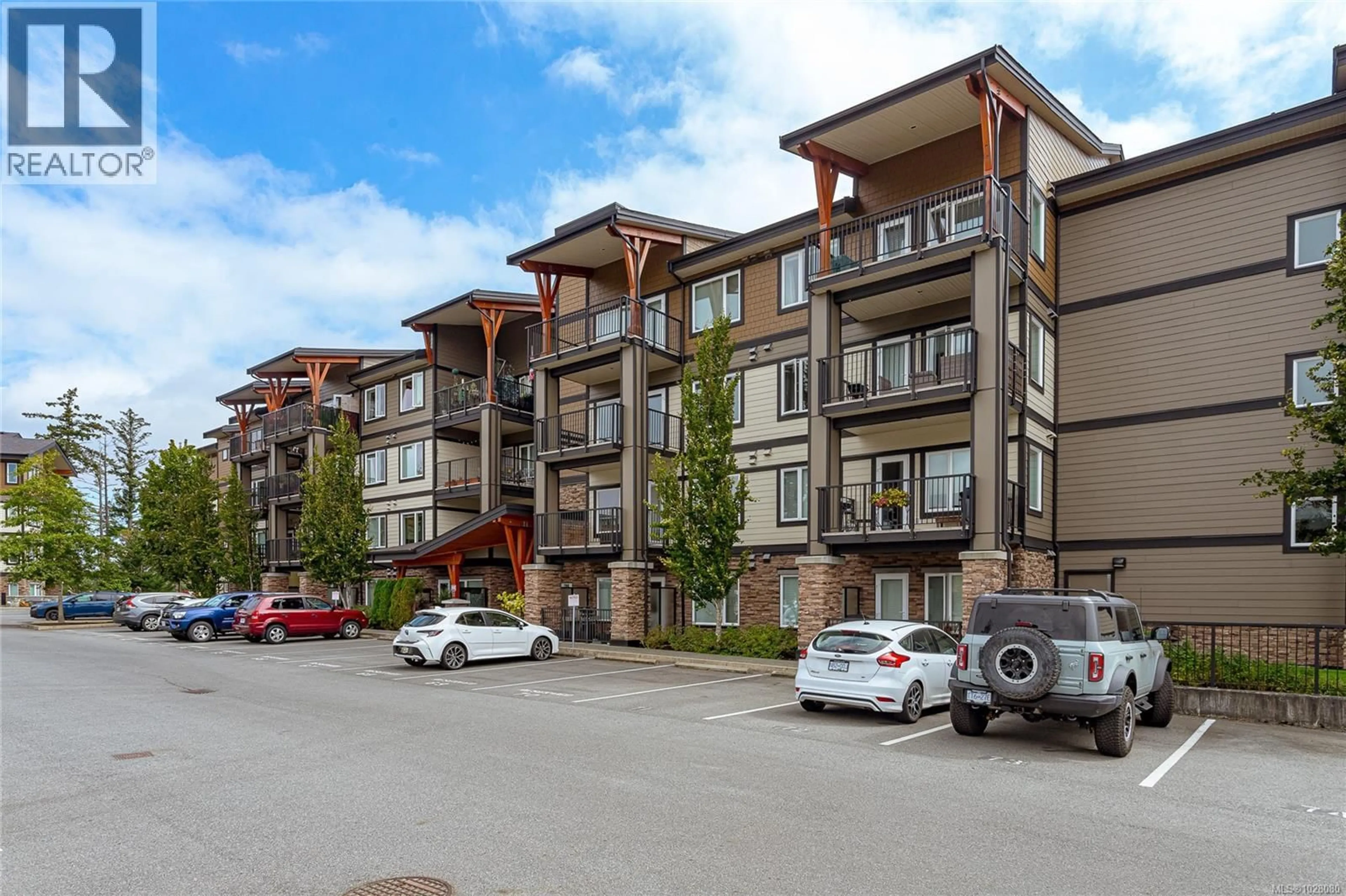 Unknown for 303 - 286 WILFERT ROAD, View Royal British Columbia V9C0H6