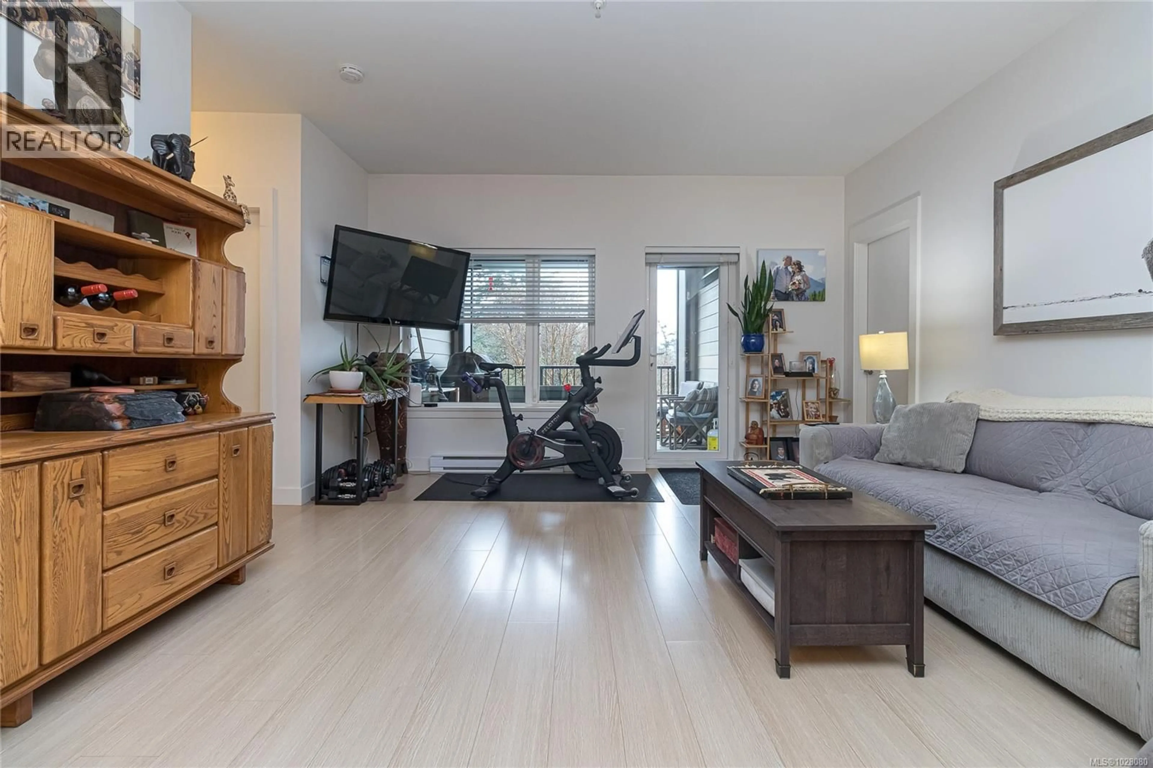 Living room with furniture, unknown for 303 - 286 WILFERT ROAD, View Royal British Columbia V9C0H6