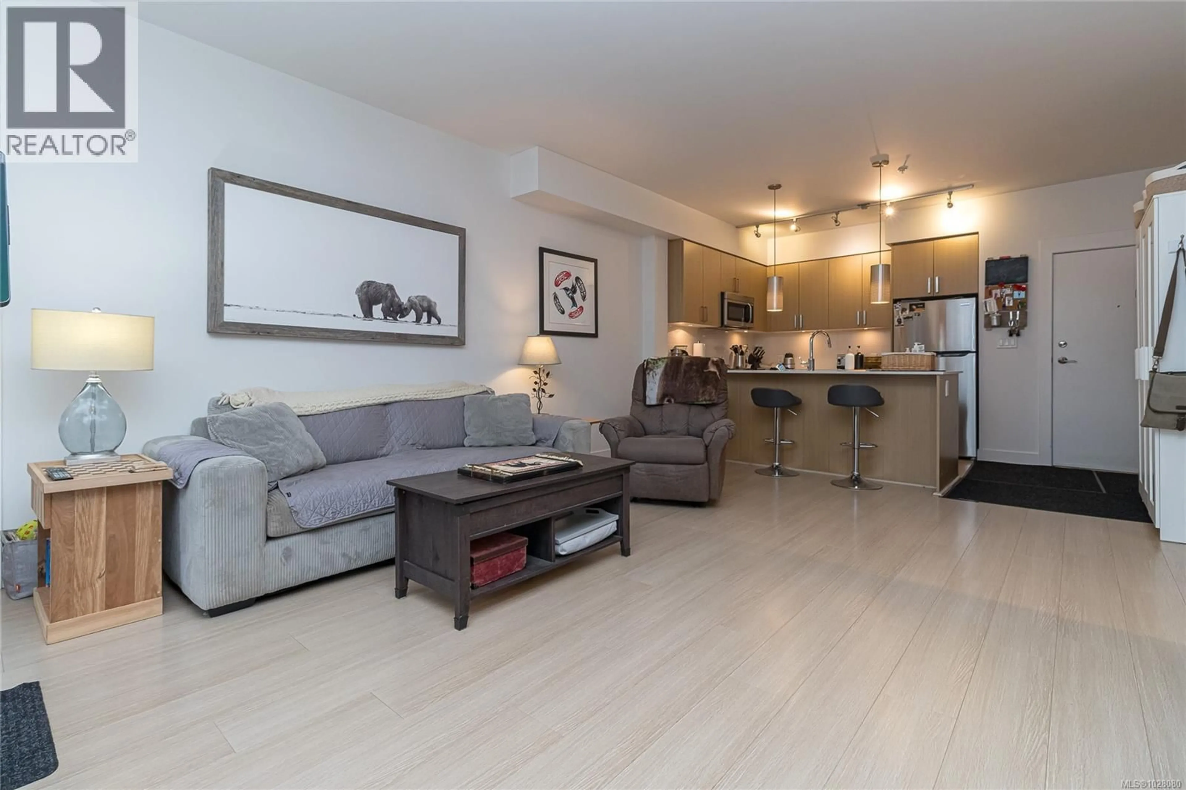 Living room with furniture, unknown for 303 - 286 WILFERT ROAD, View Royal British Columbia V9C0H6