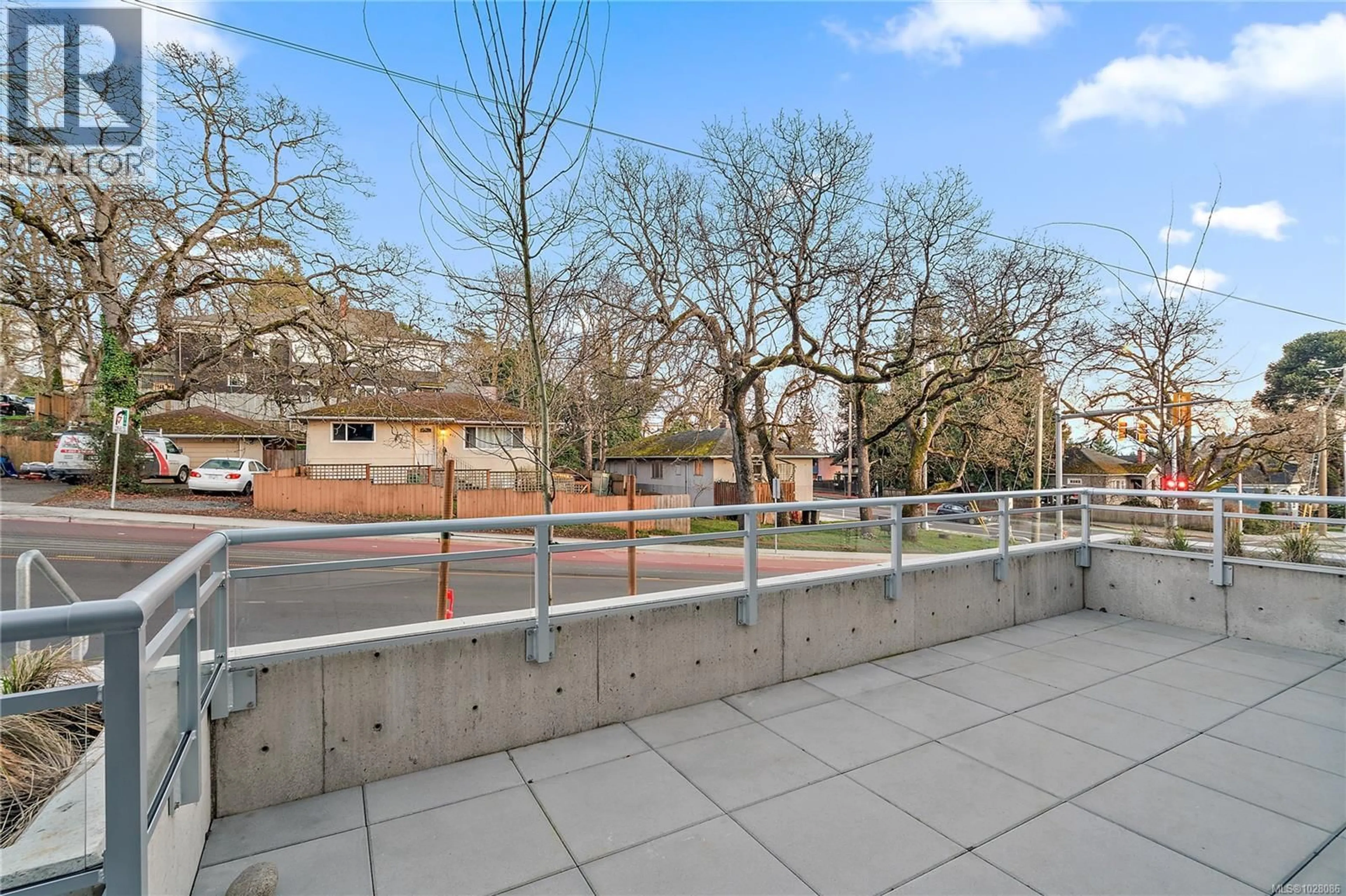 Patio, street for TH1 - 1102 ESQUIMALT ROAD, Esquimalt British Columbia V9A0L3