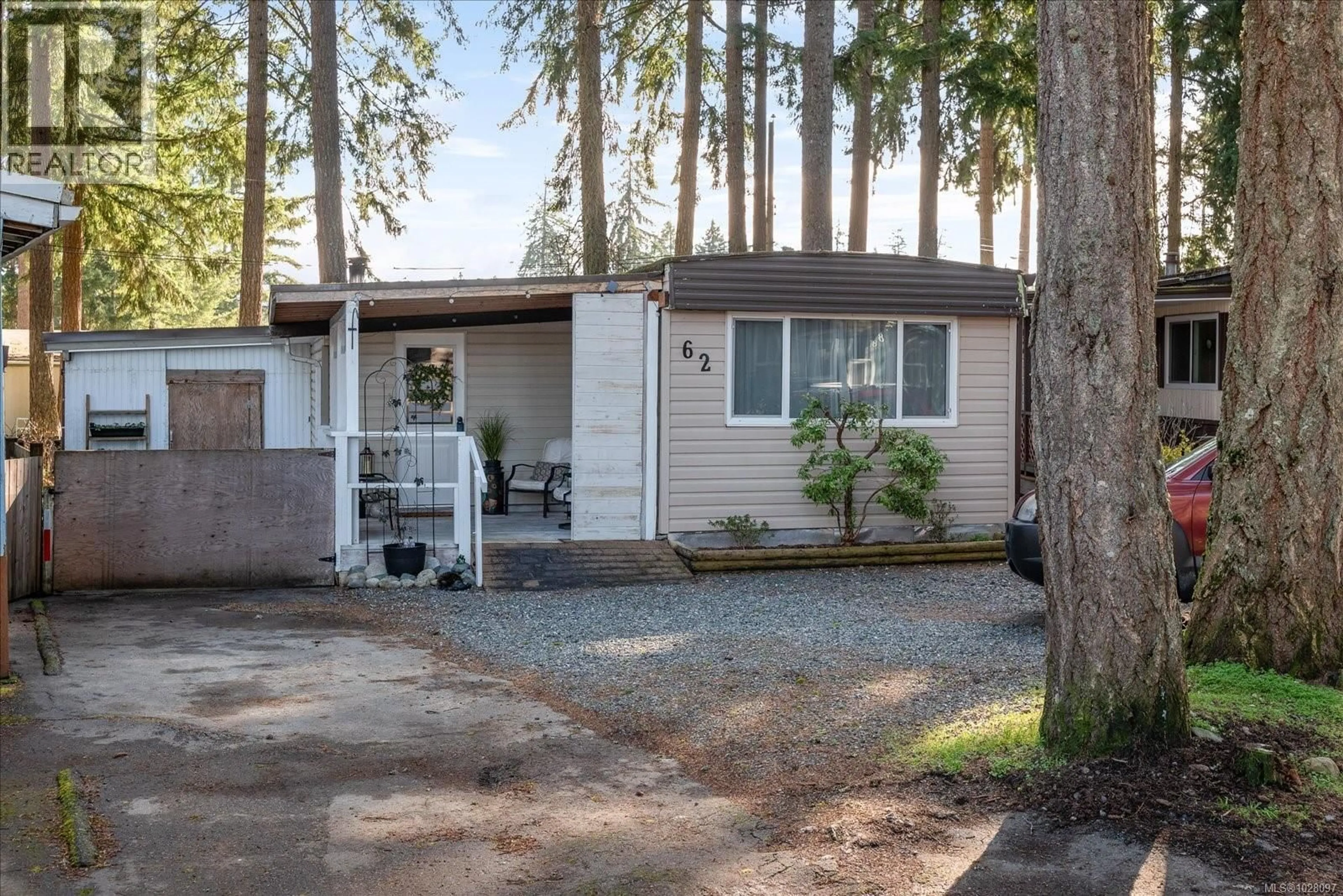 Home with vinyl exterior material, street for 62 - 3560 HALLBERG ROAD, Nanaimo British Columbia V9G1L4