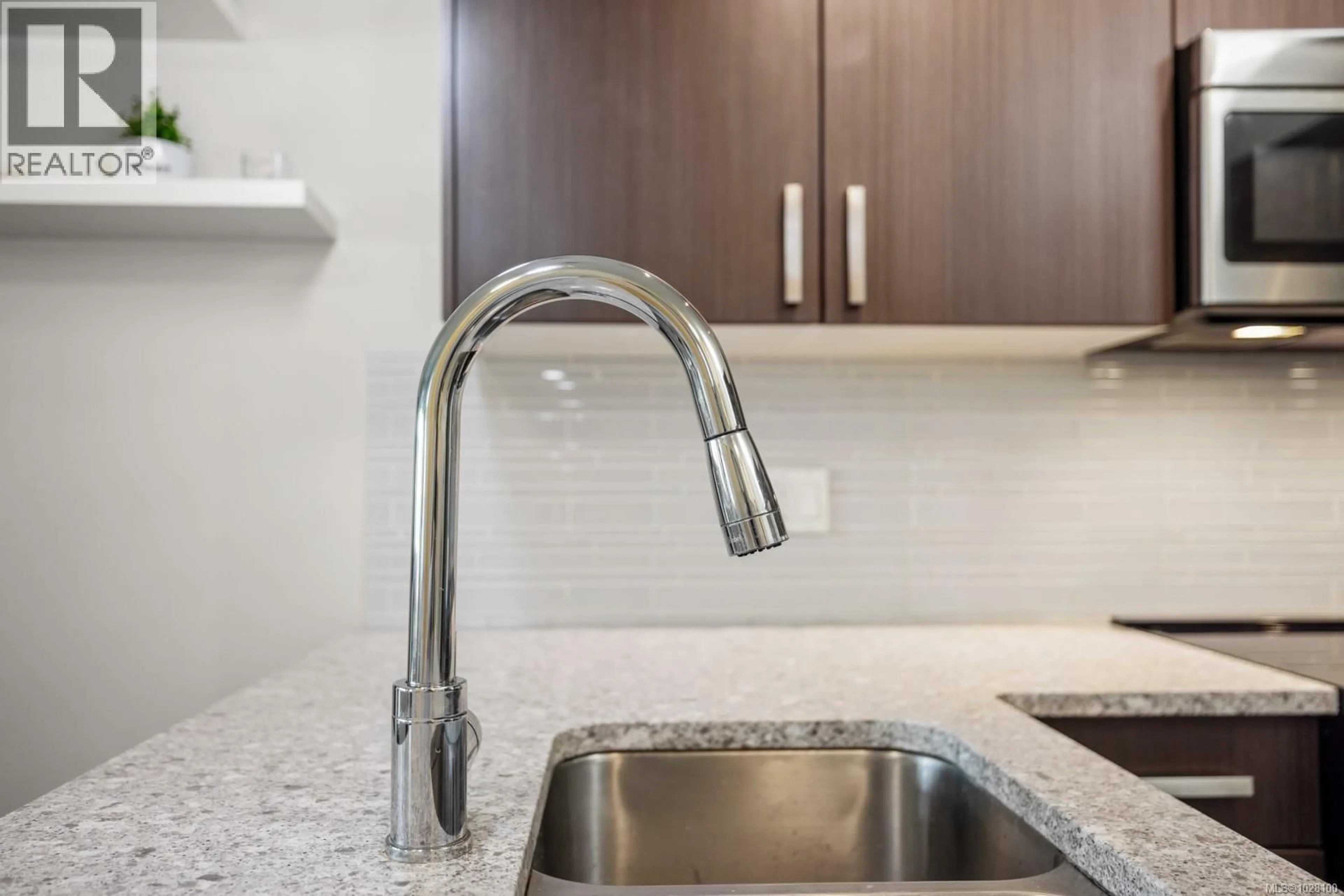 Unknown for 403 - 1900 WATKISS WAY, View Royal British Columbia V9B0S8