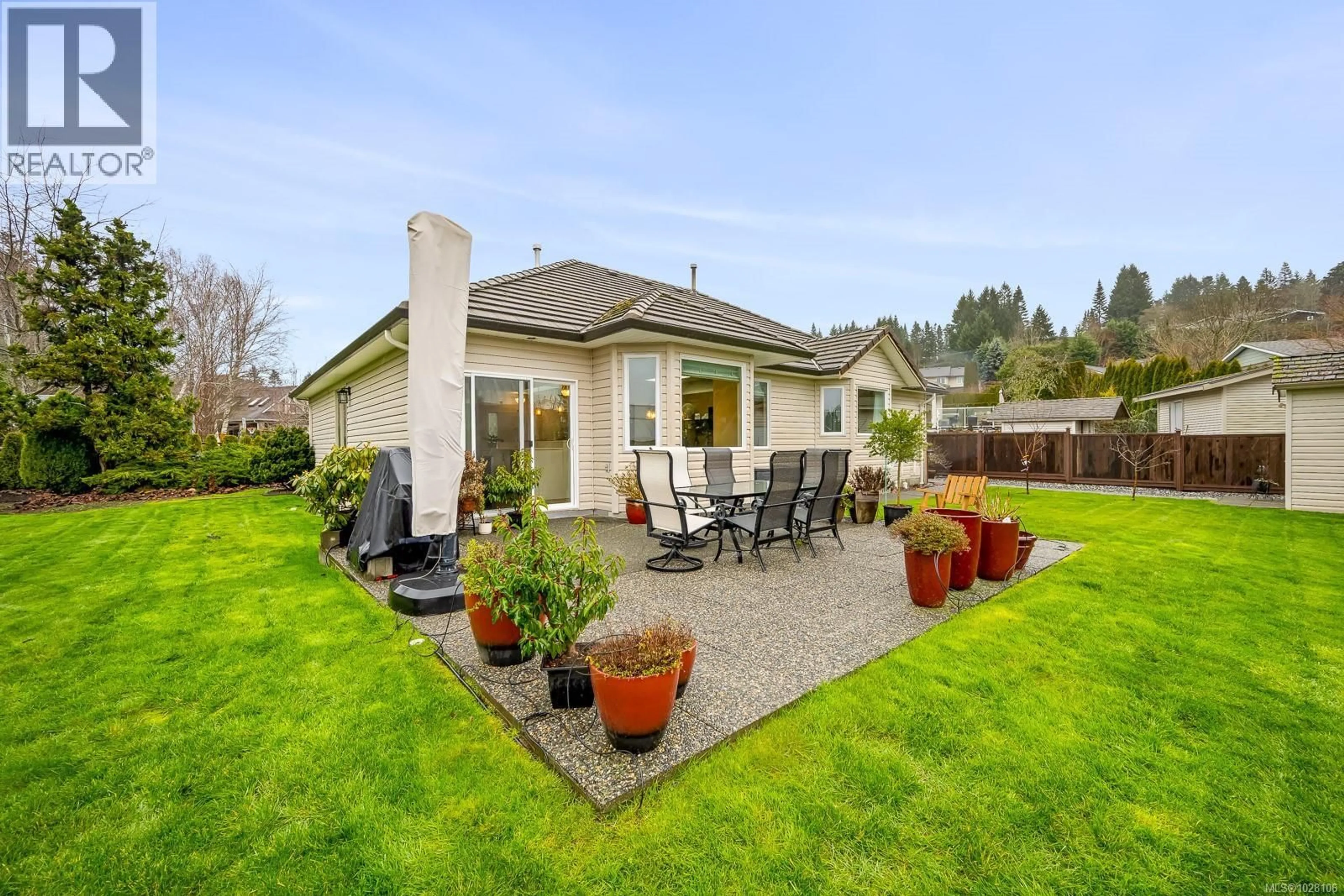 Home with vinyl exterior material, street for 1310 PHEASANT PLACE, Courtenay British Columbia V9N8N2