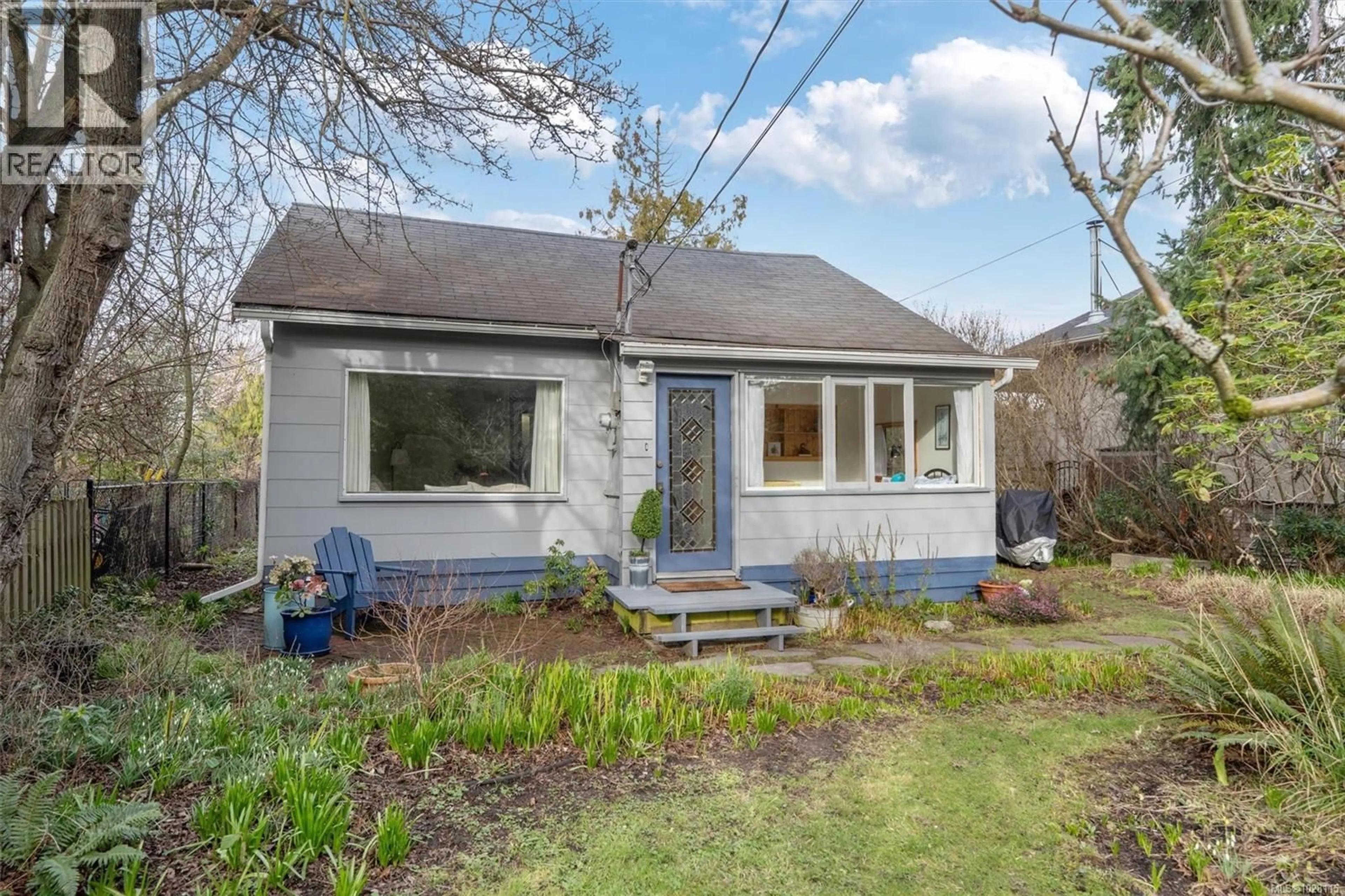 Unknown for 1612 PEMBROKE STREET, Victoria British Columbia V8R1W3