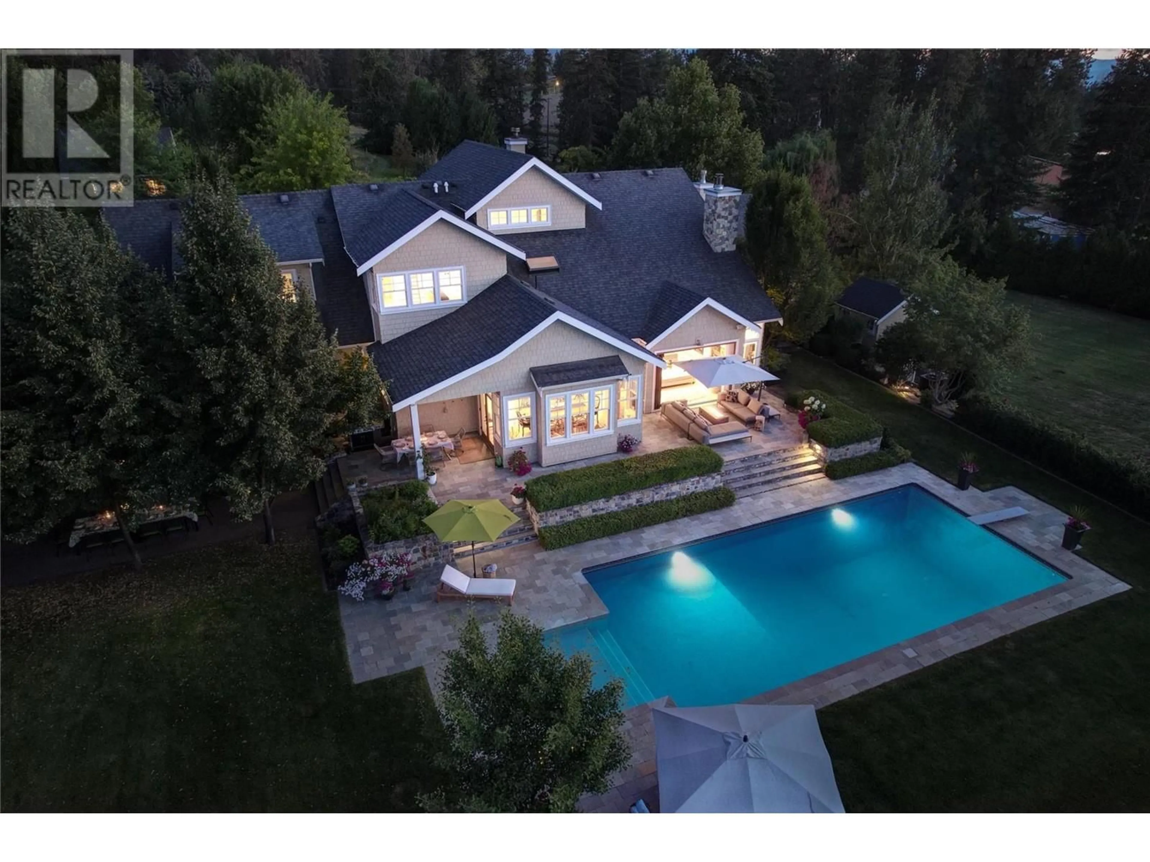 A pic from outside/outdoor area/front of a property/back of a property/a pic from drone, unknown for 4079 JUNE SPRINGS ROAD, Kelowna British Columbia V1W4E2