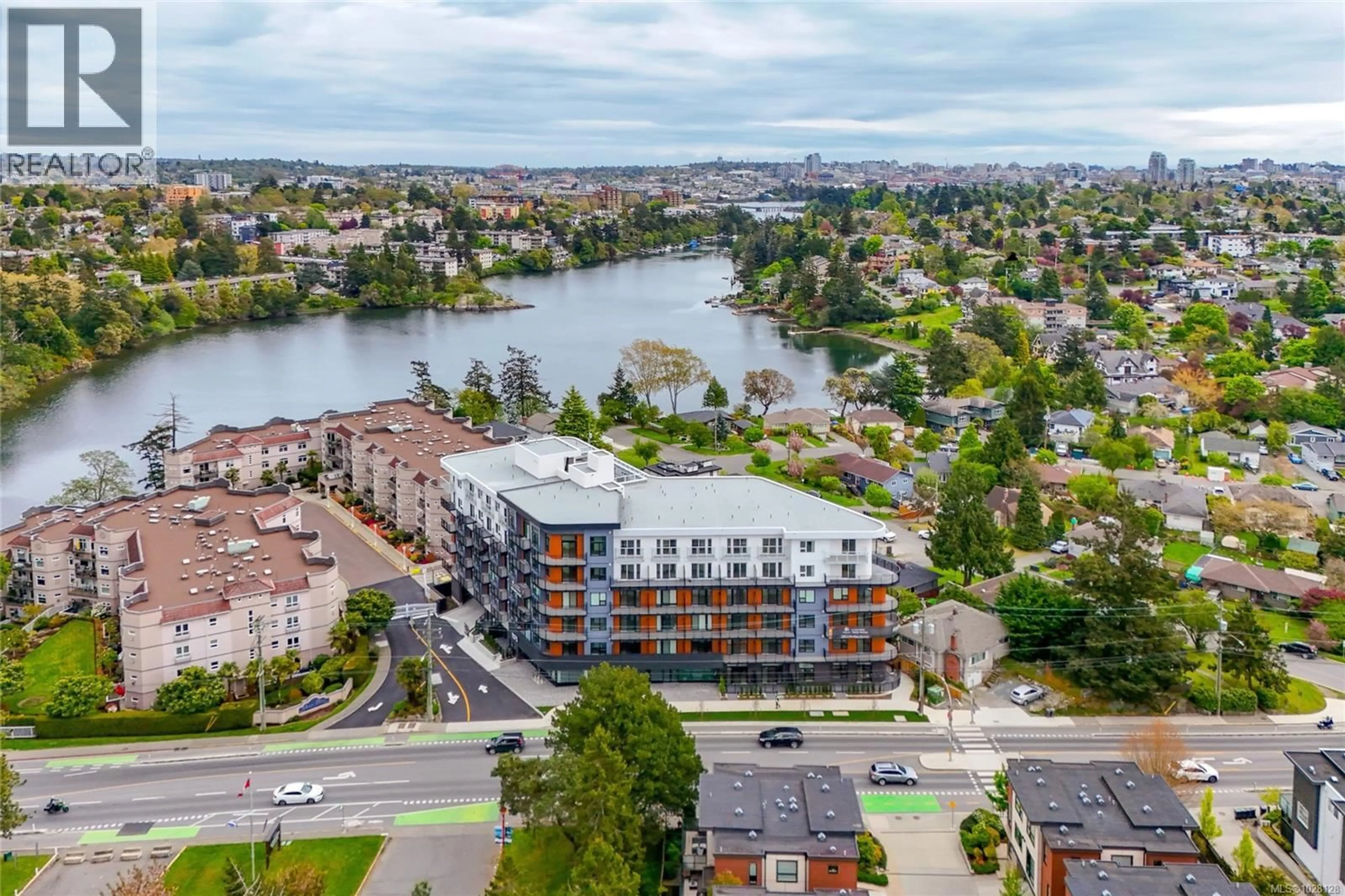 A pic from outside/outdoor area/front of a property/back of a property/a pic from drone, water/lake/river/ocean view for 208 - 1075 TILLICUM ROAD, Esquimalt British Columbia V9A0L5