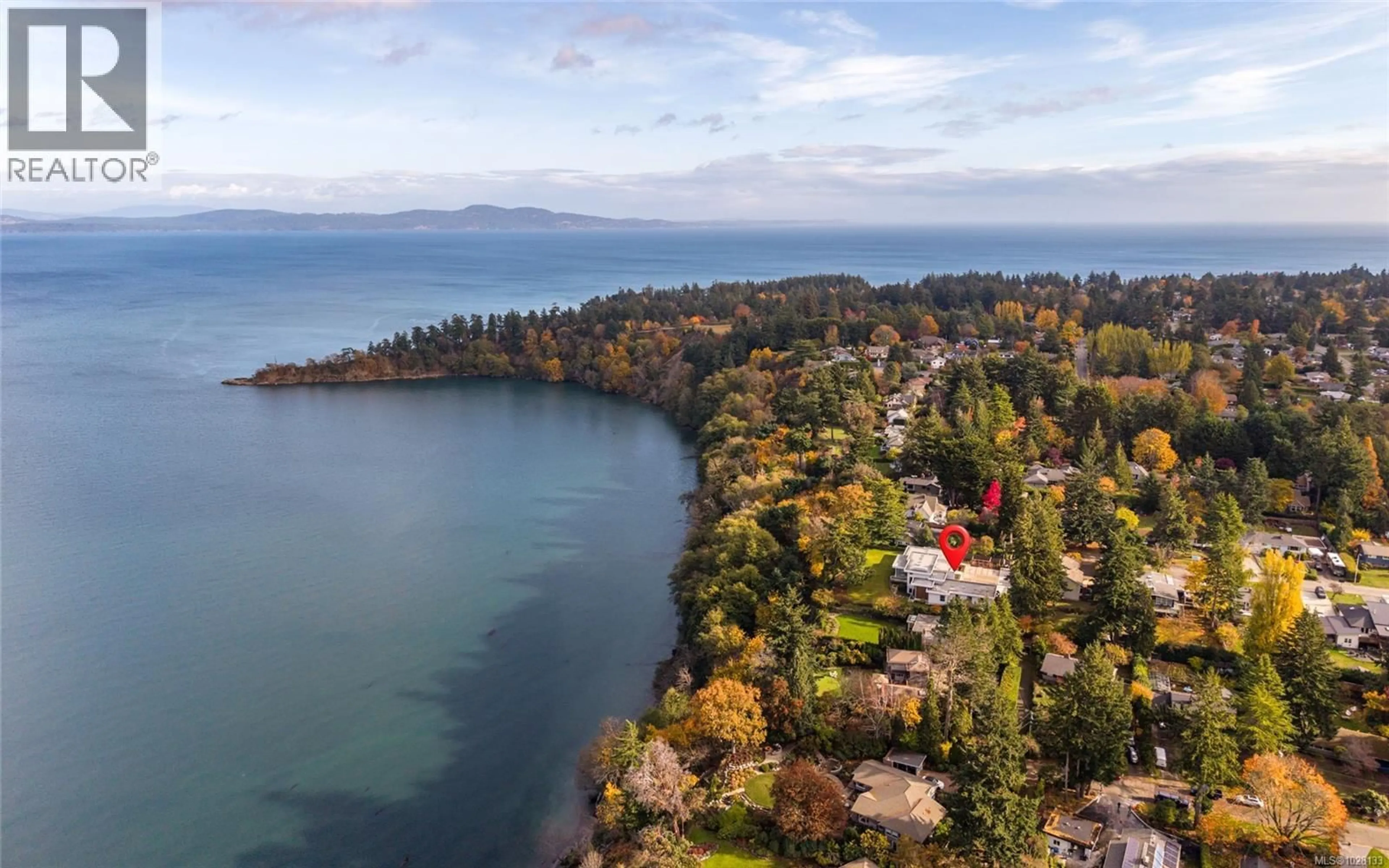 A pic from outside/outdoor area/front of a property/back of a property/a pic from drone, water/lake/river/ocean view for 4570 BISSENDEN PLACE, Saanich British Columbia V8N3K4