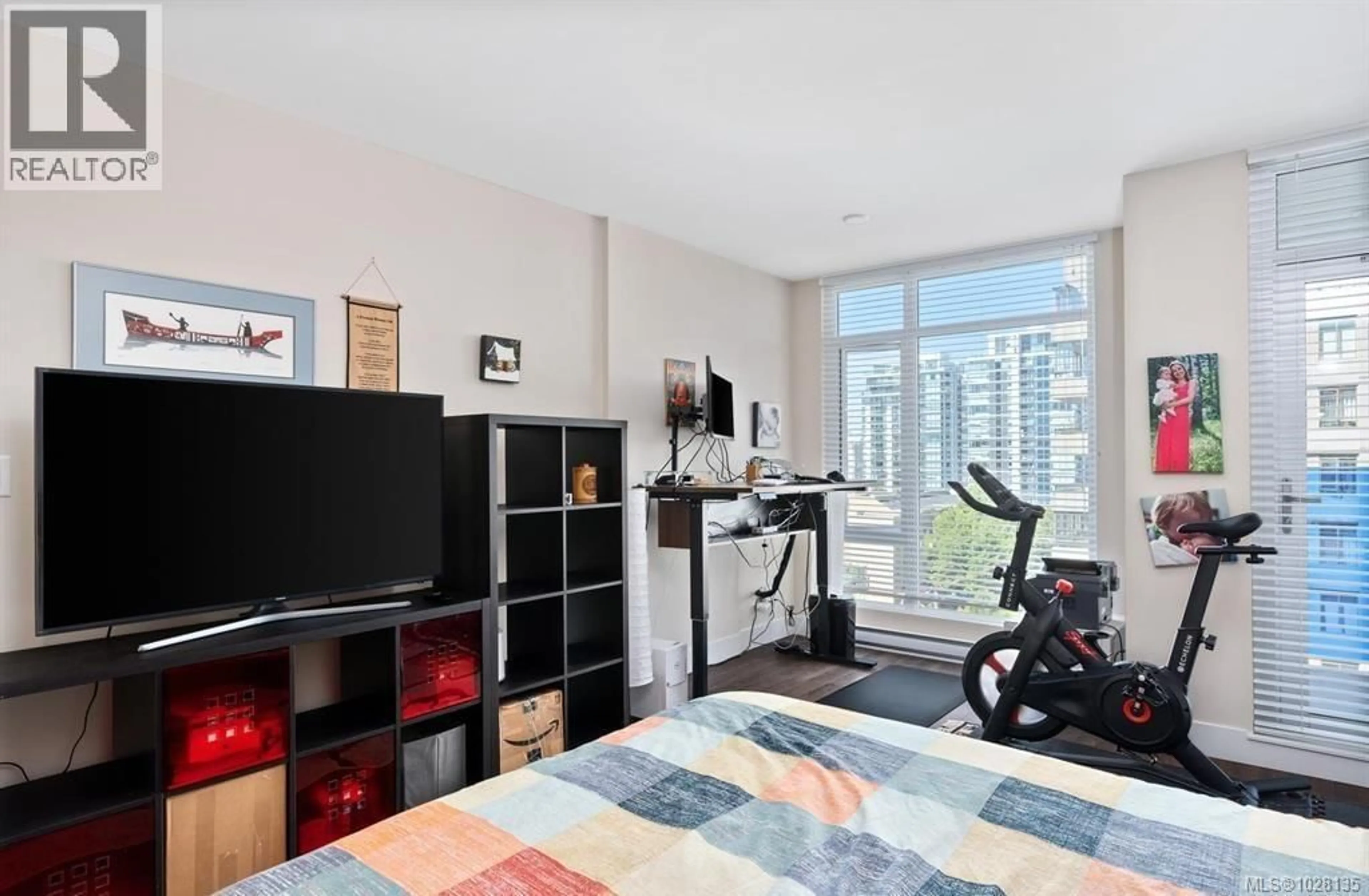 A pic of a room for 705 - 1090 JOHNSON STREET, Victoria British Columbia V8V0B3