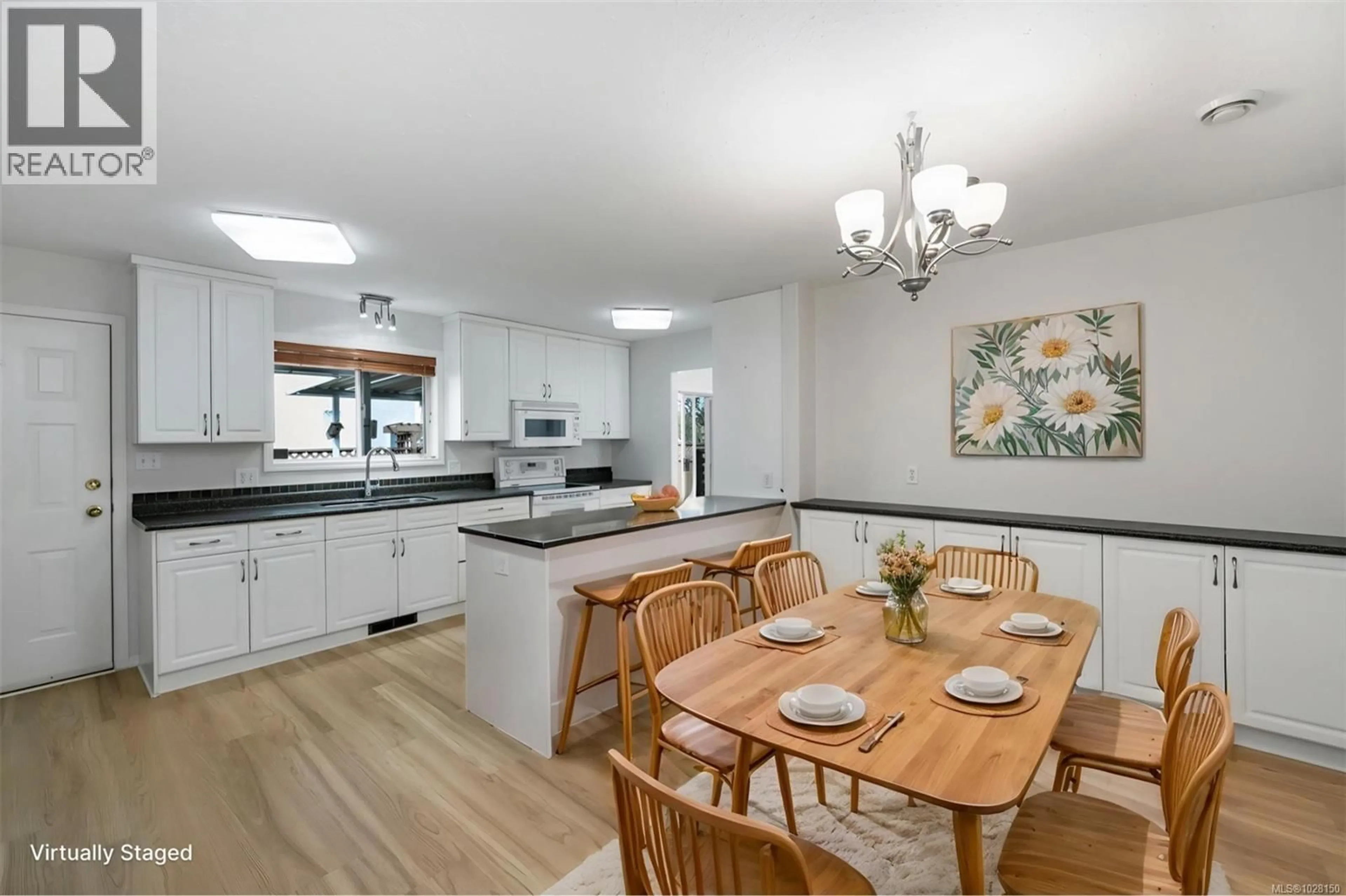 Open concept kitchen, unknown for 753 MARCHMONT ROAD, Duncan British Columbia V9L2L9