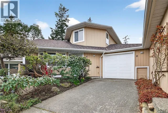 8 - 130 CORBETT ROAD, Salt Spring
