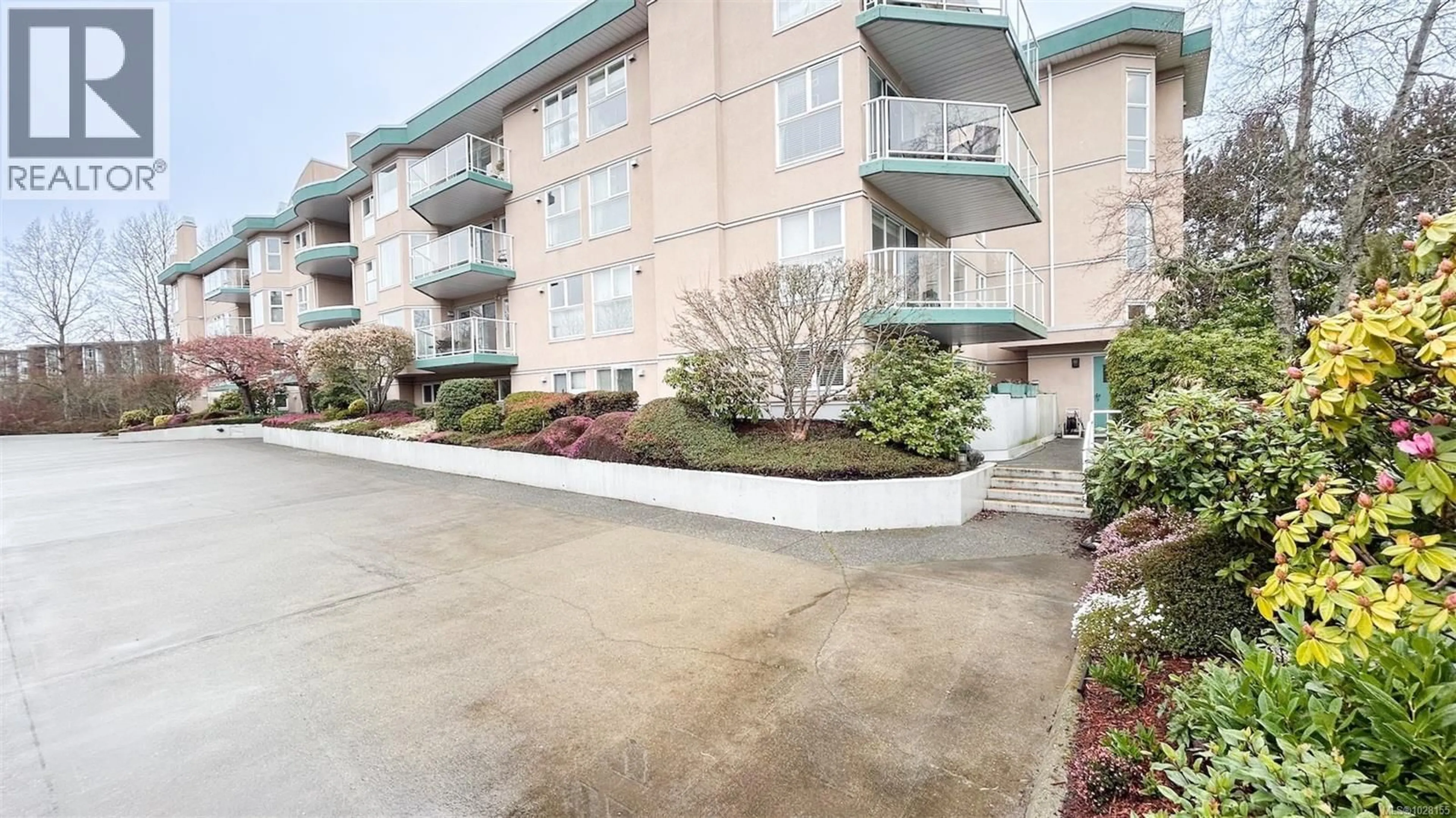 Patio, unknown for 106 - 3009 BRITTANY DRIVE, Langford British Columbia V9B5P8