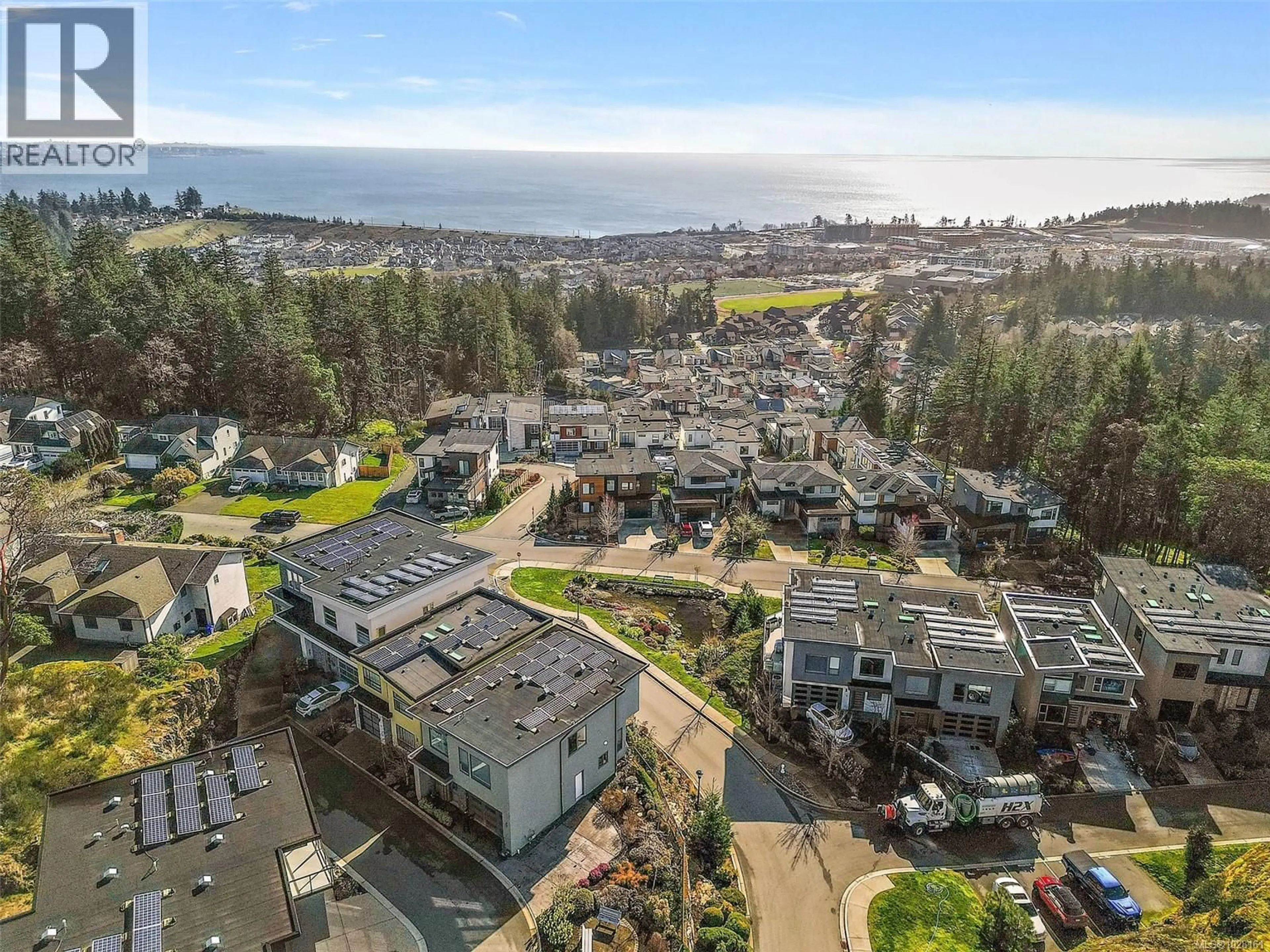 A pic from outside/outdoor area/front of a property/back of a property/a pic from drone, mountain view for 107 - 539 DELORA DRIVE, Colwood British Columbia V9C0M2