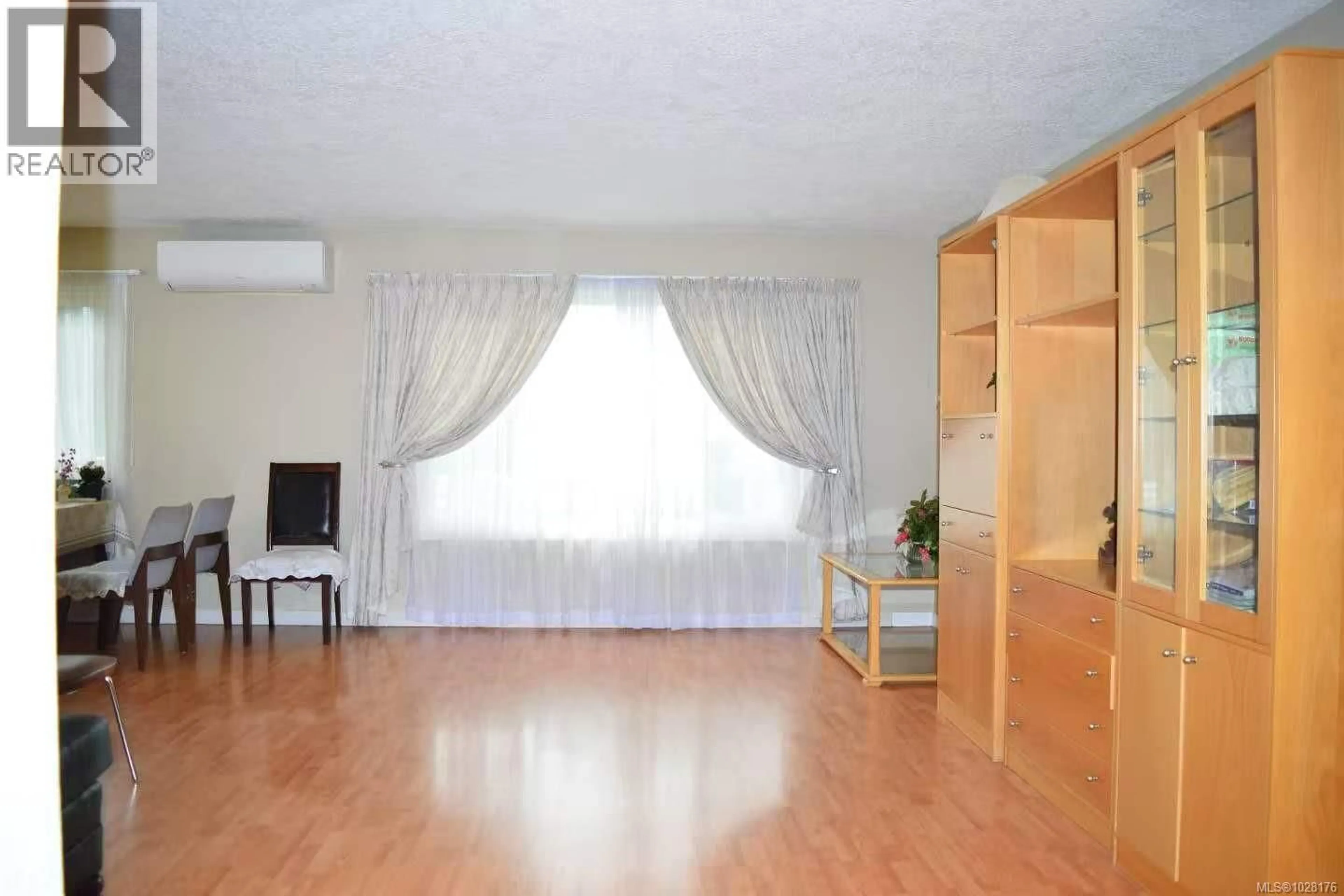 A pic of a room for 4091 DAWNVIEW CRESCENT, Saanich British Columbia V8N5J8