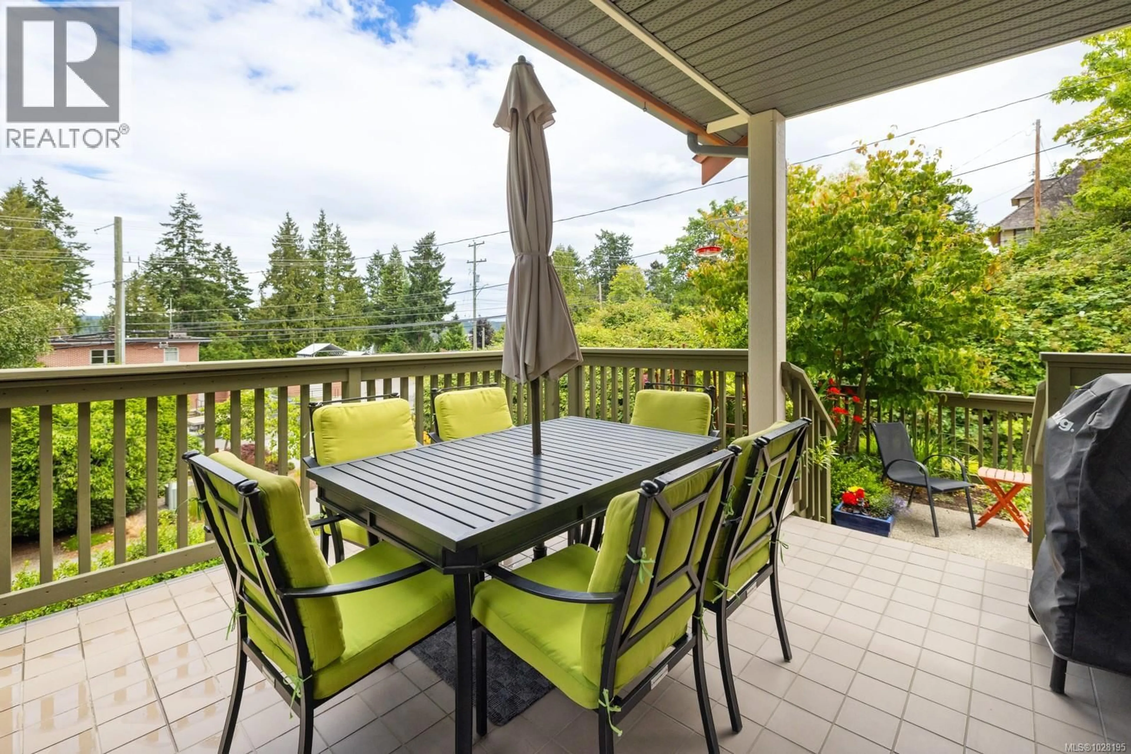 Patio, water/lake/river/ocean view for 262A FULFORD-GANGES ROAD, Salt Spring British Columbia V8K2L4