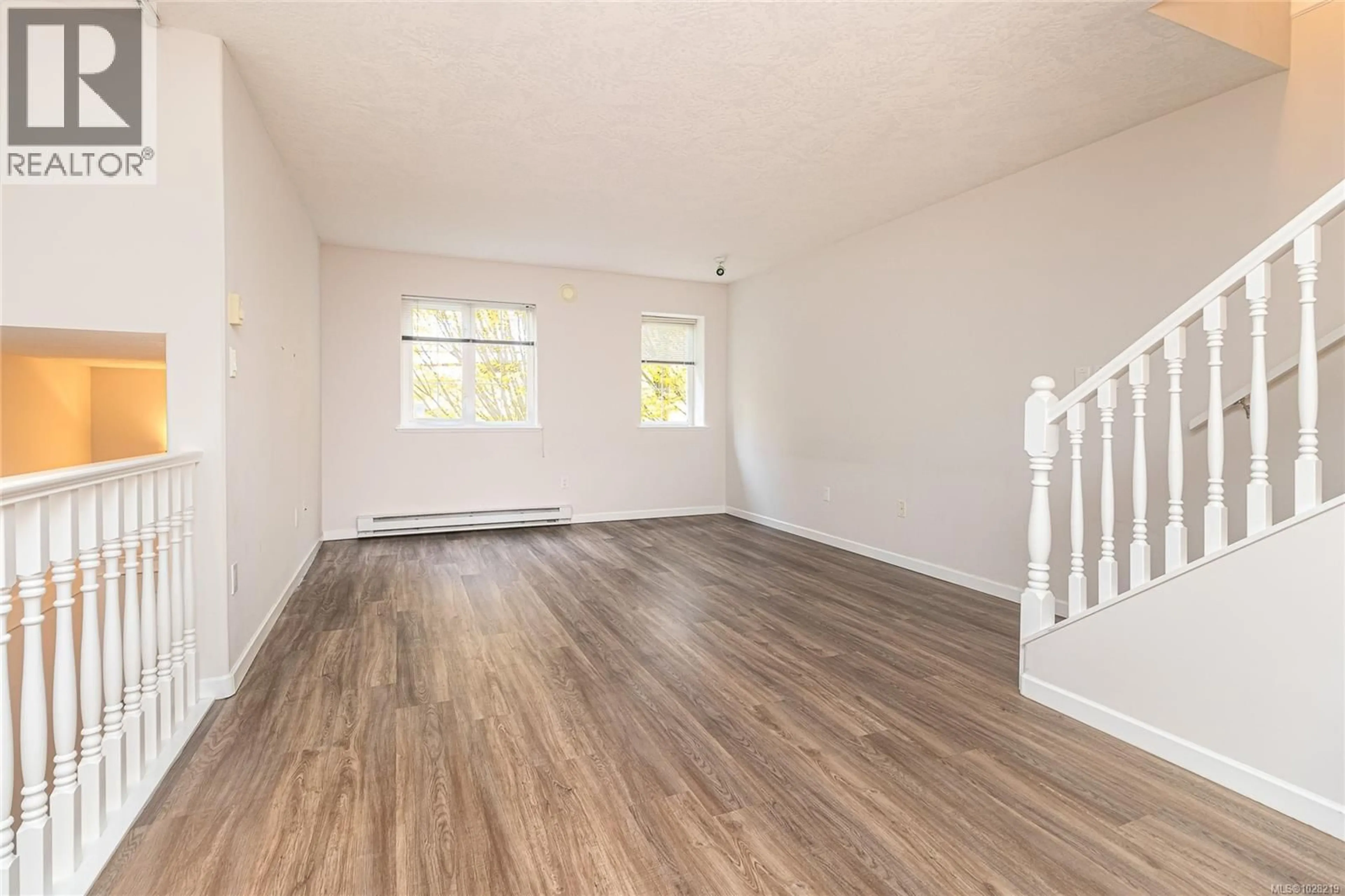 A pic of a room for 13 - 1043 CALEDONIA AVENUE, Victoria British Columbia V8T1E7