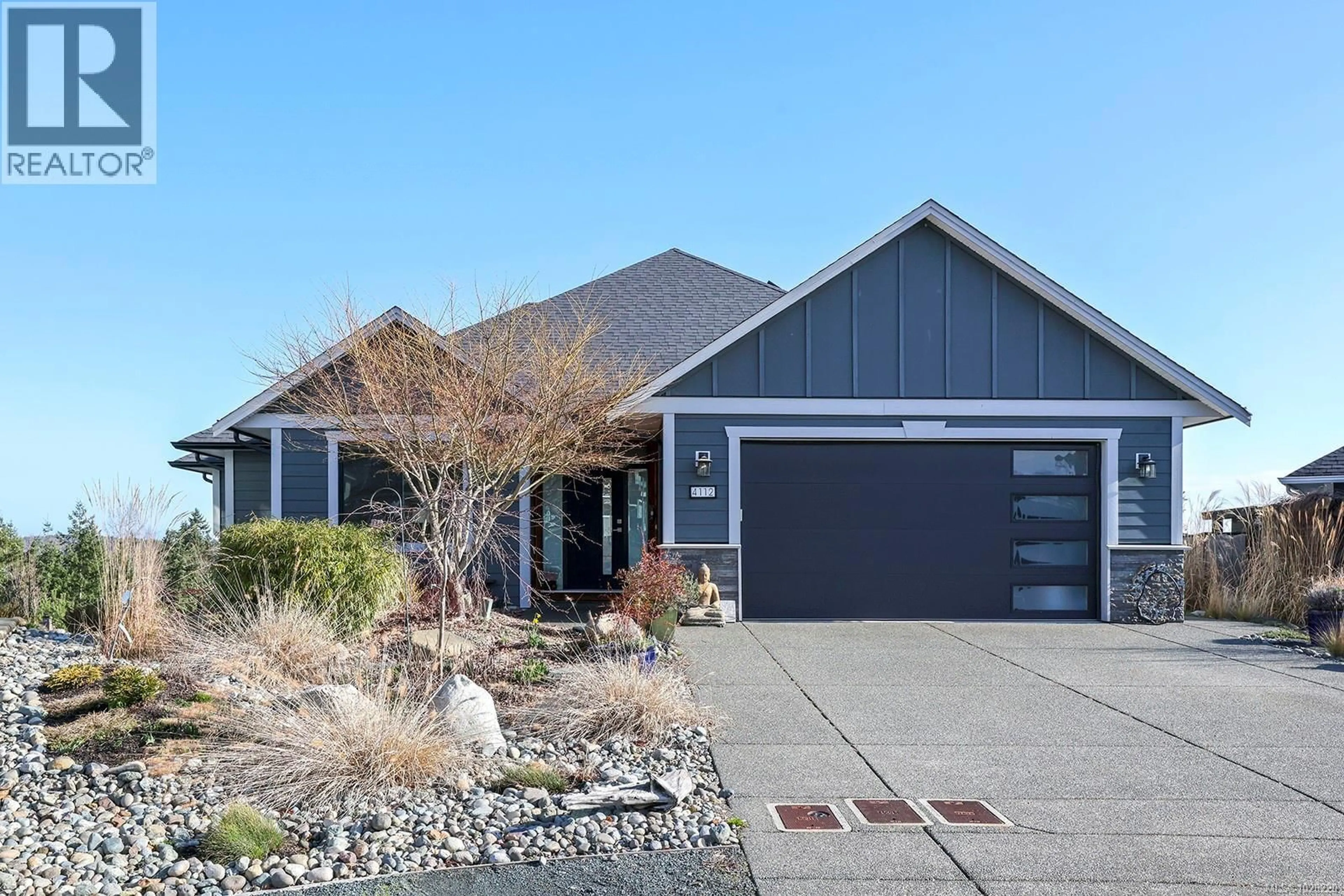 Home with vinyl exterior material, street for 4112 CHANCELLOR CRESCENT, Courtenay British Columbia V9N0B3