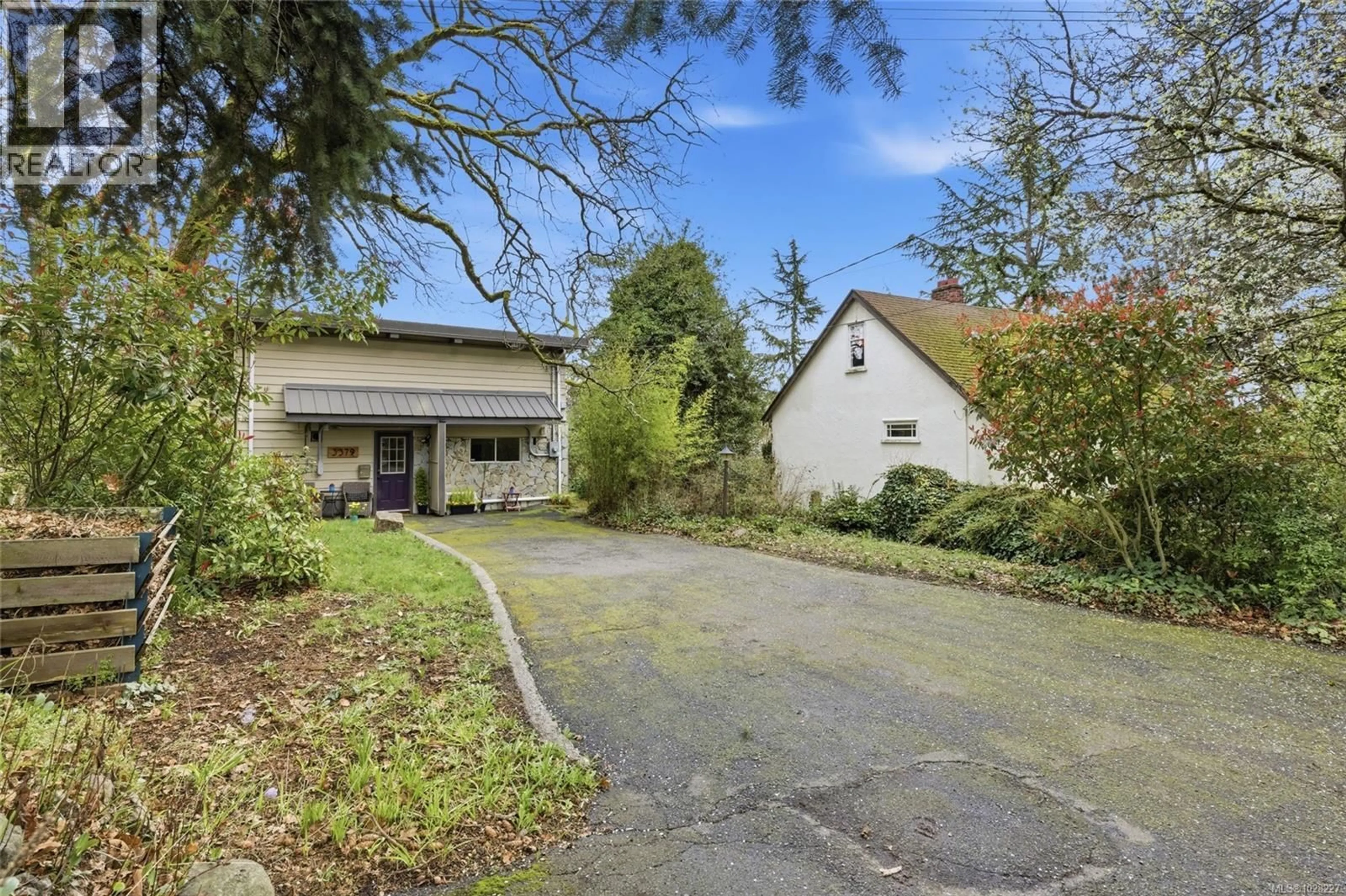 Unknown for 3379 CONNORTON LANE, Saanich British Columbia V8P3K2