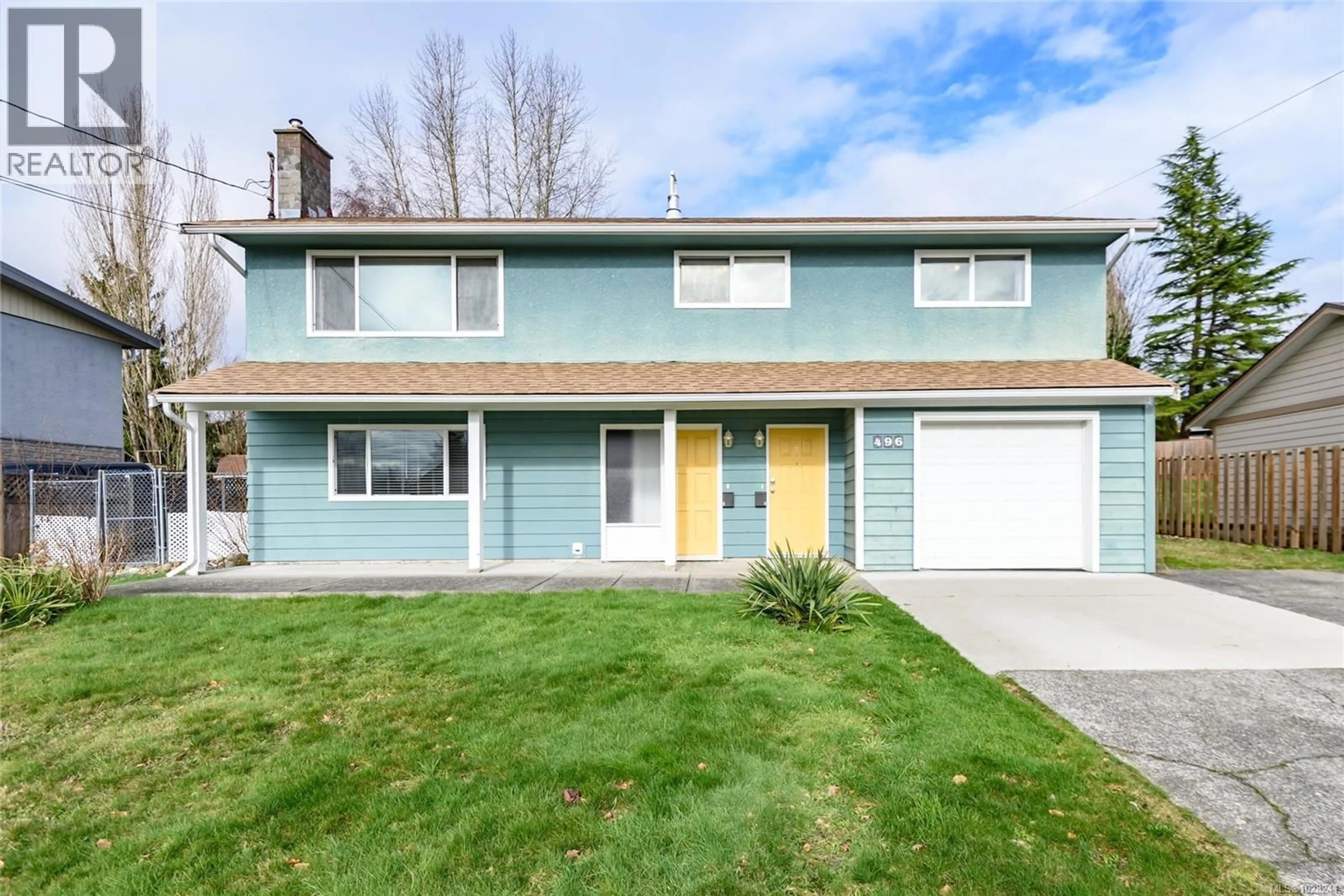 Home with vinyl exterior material, street for 496 SANDOWNE DRIVE, Campbell River British Columbia V9W5E4