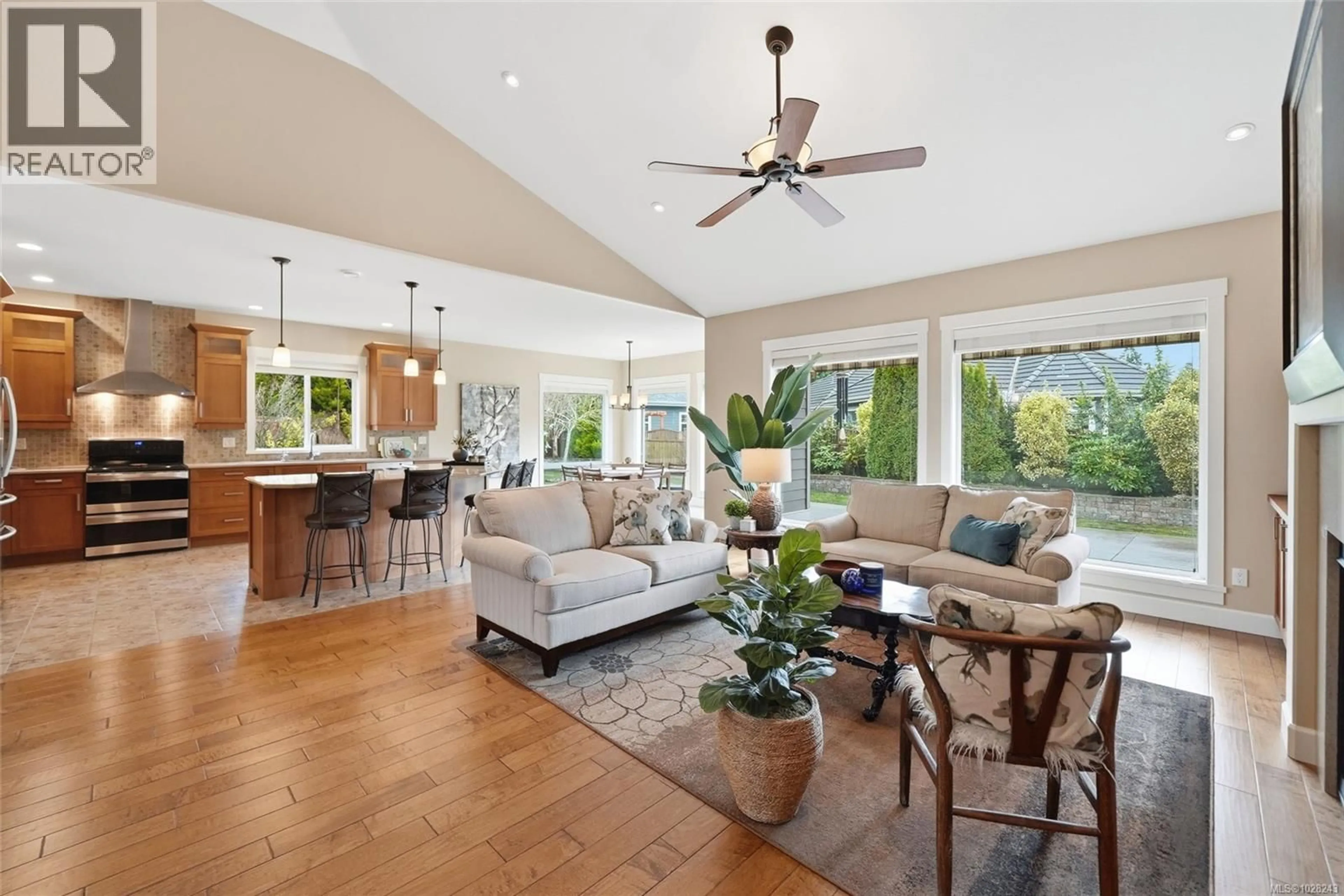 Unknown for 976 WINDRIDGE PLACE, French Creek British Columbia V9P0B7